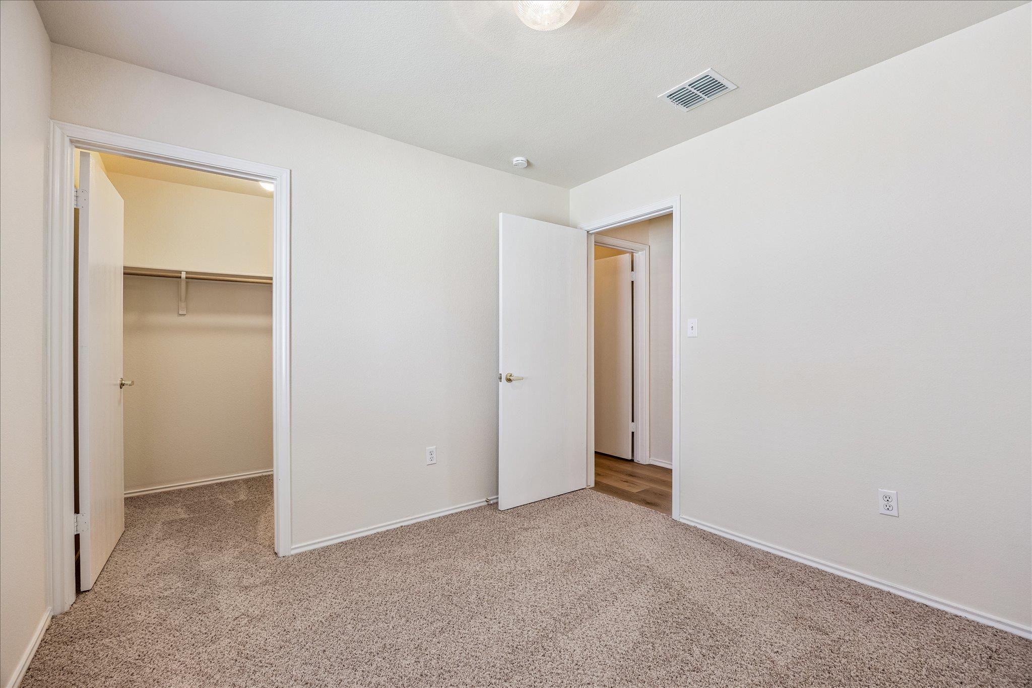 5936 Los Dios Pl, Del Valle, TX 78617