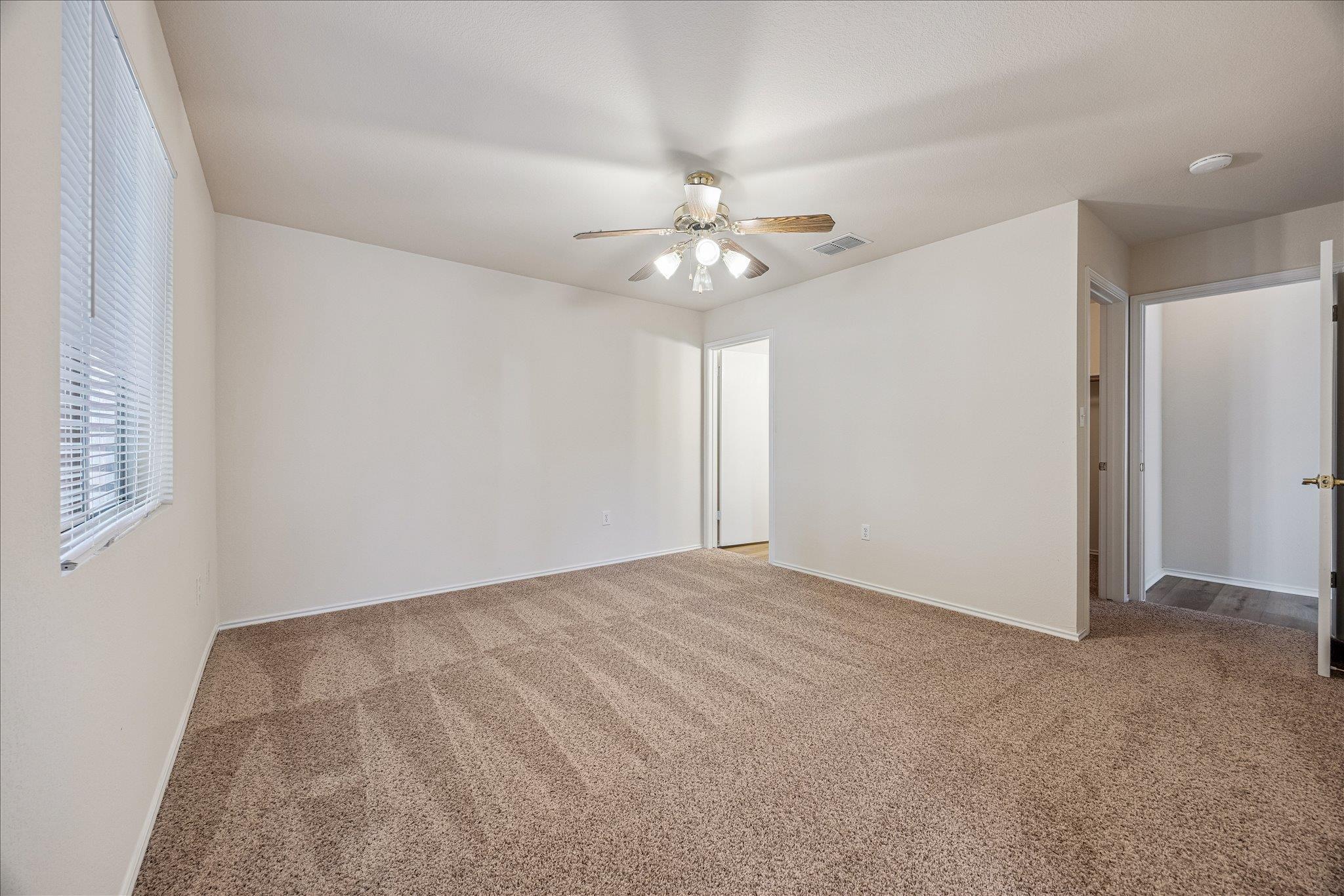 5936 Los Dios Pl, Del Valle, TX 78617