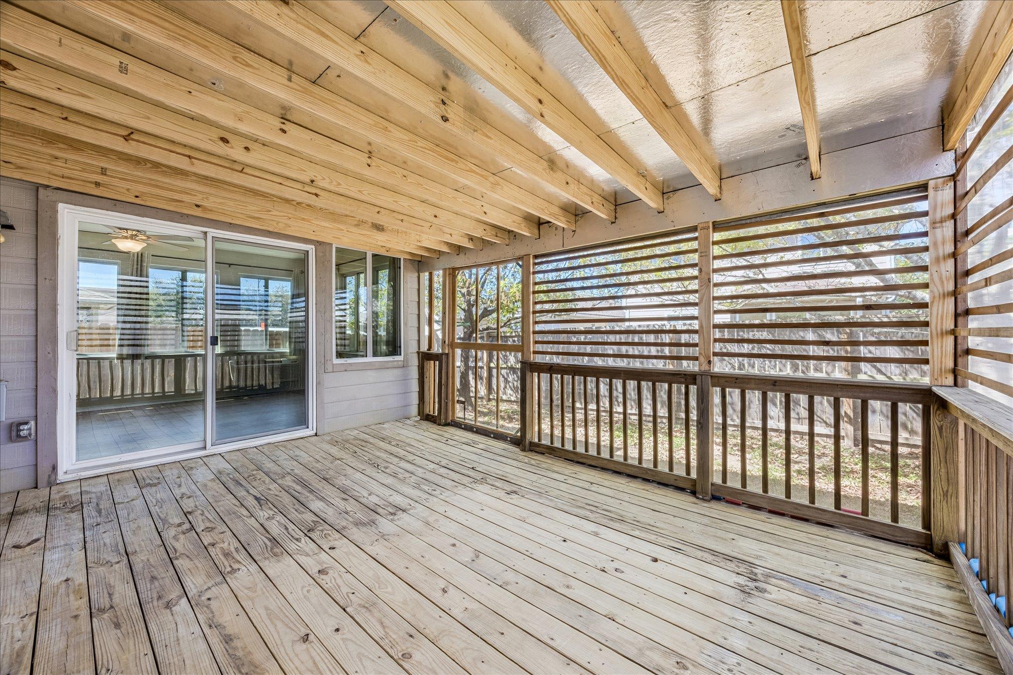 5936 Los Dios Pl, Del Valle, TX 78617