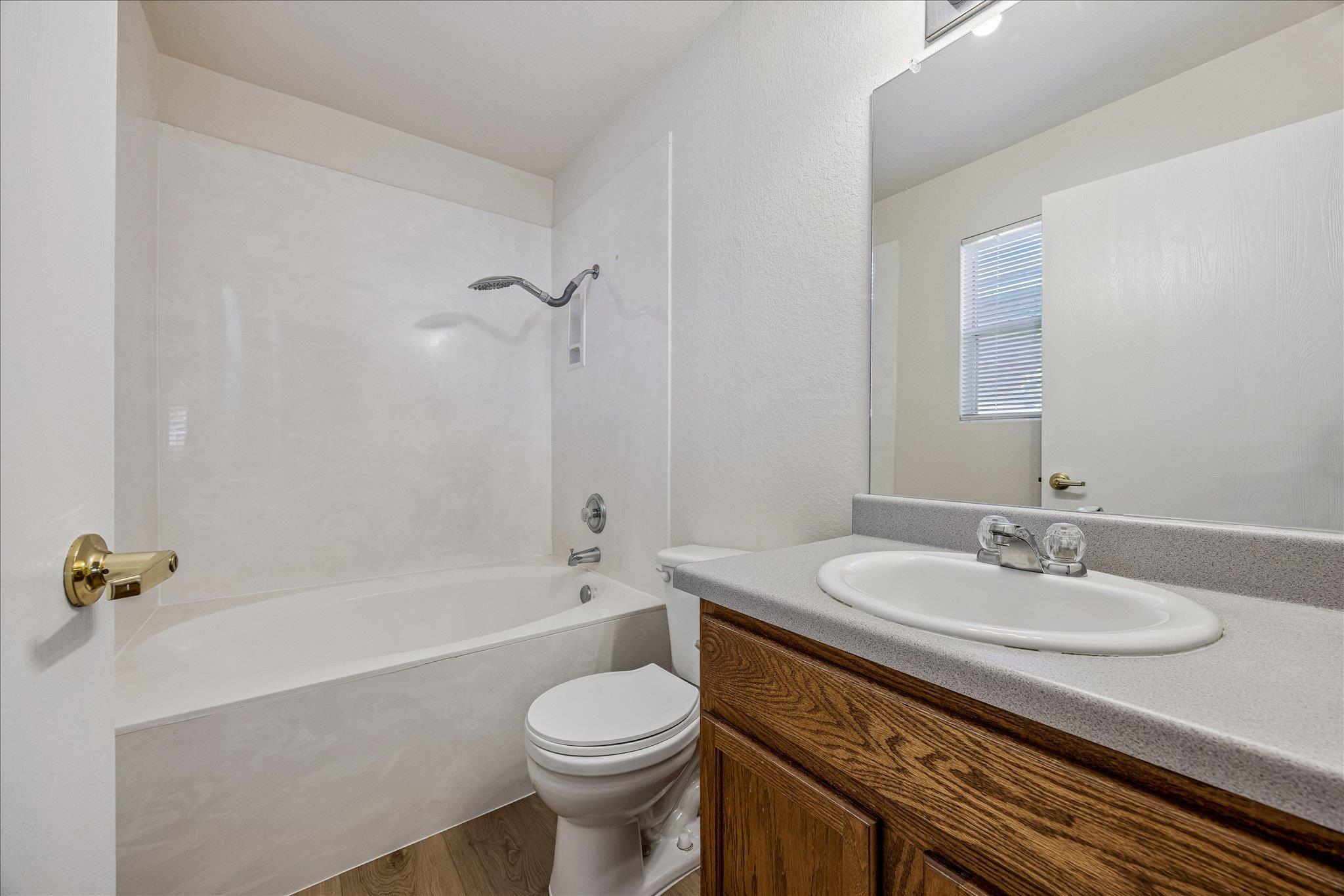 5936 Los Dios Pl, Del Valle, TX 78617