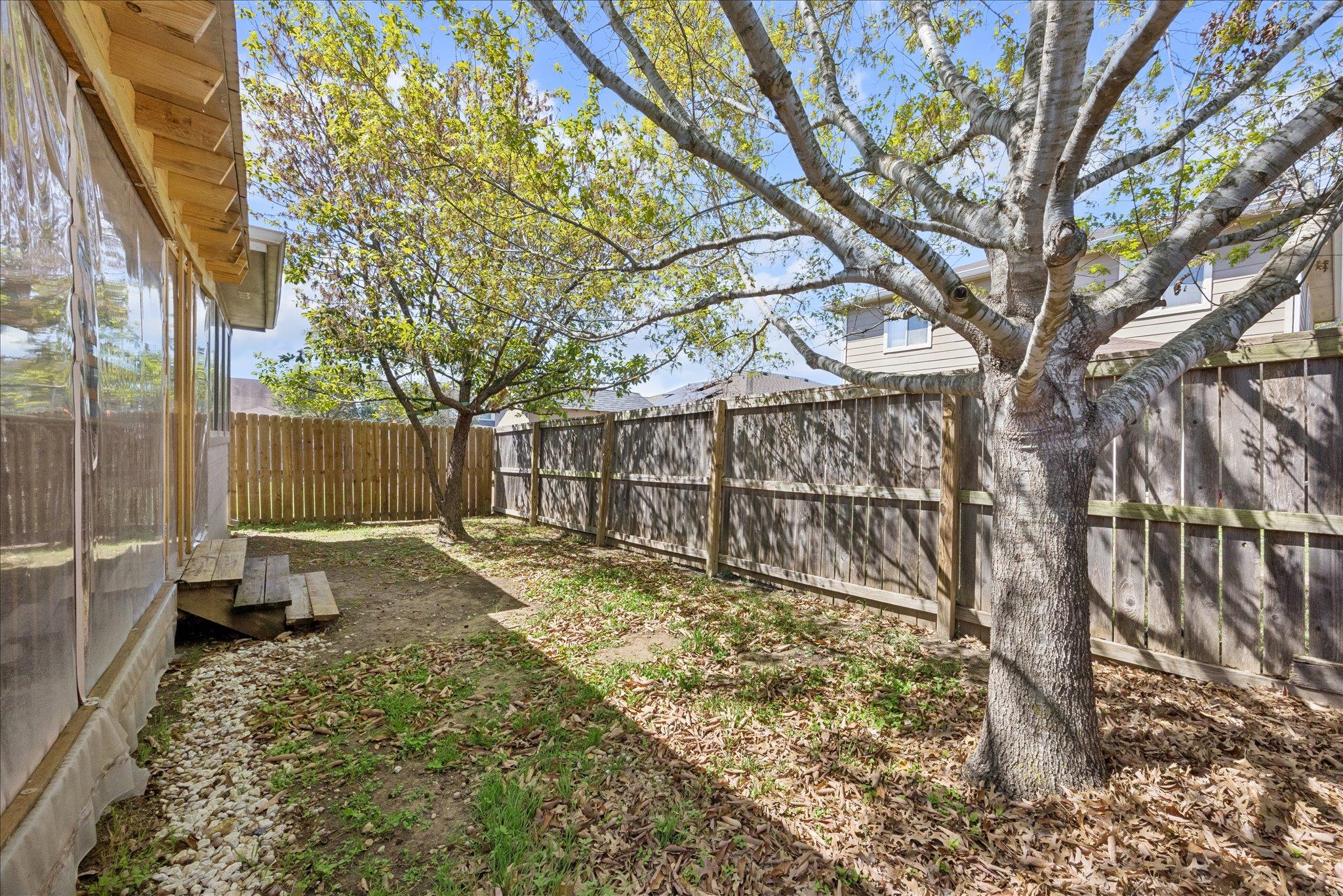 5936 Los Dios Pl, Del Valle, TX 78617