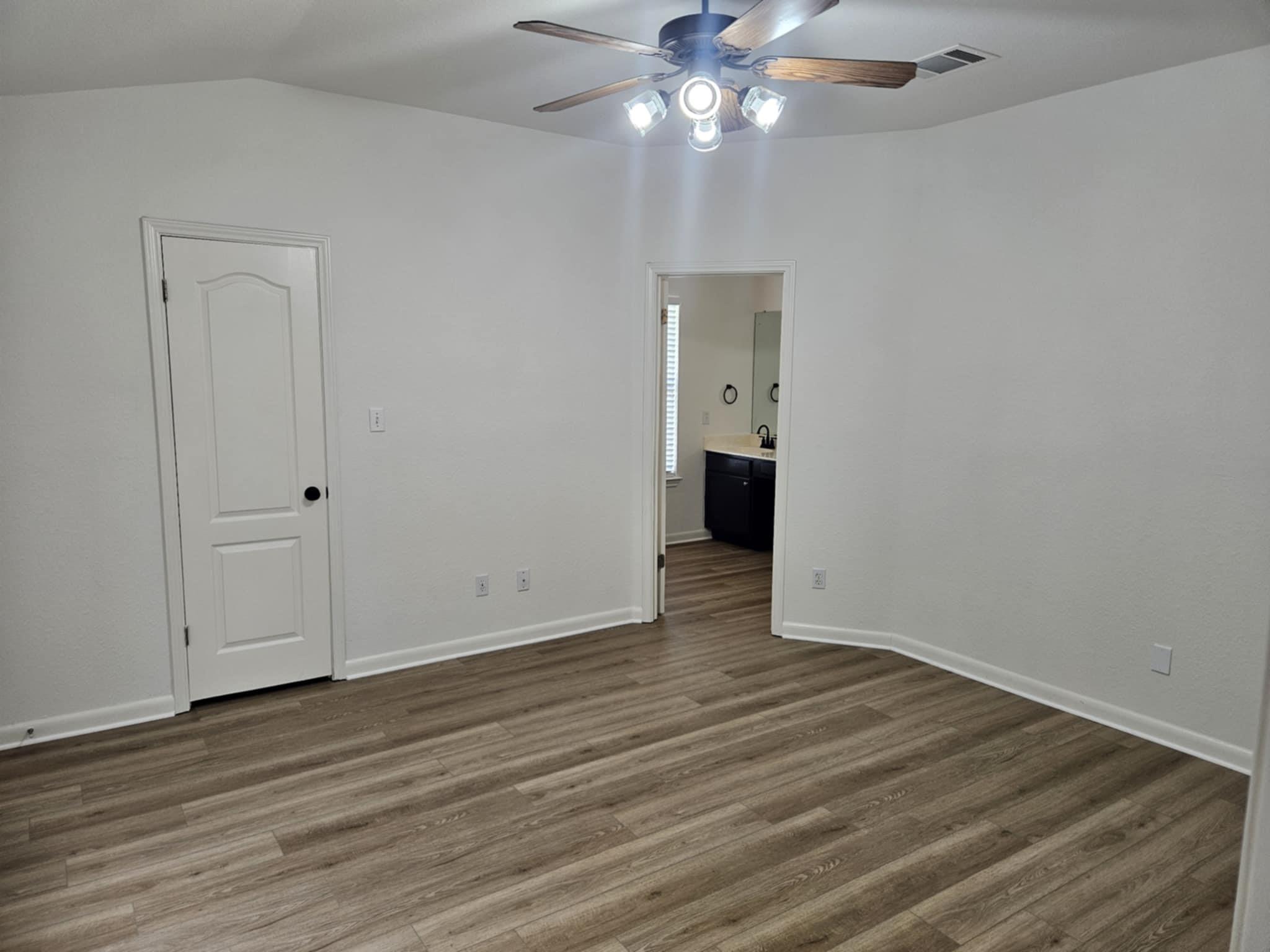 2002 CASPIAN Cv, Round Rock, TX 78665