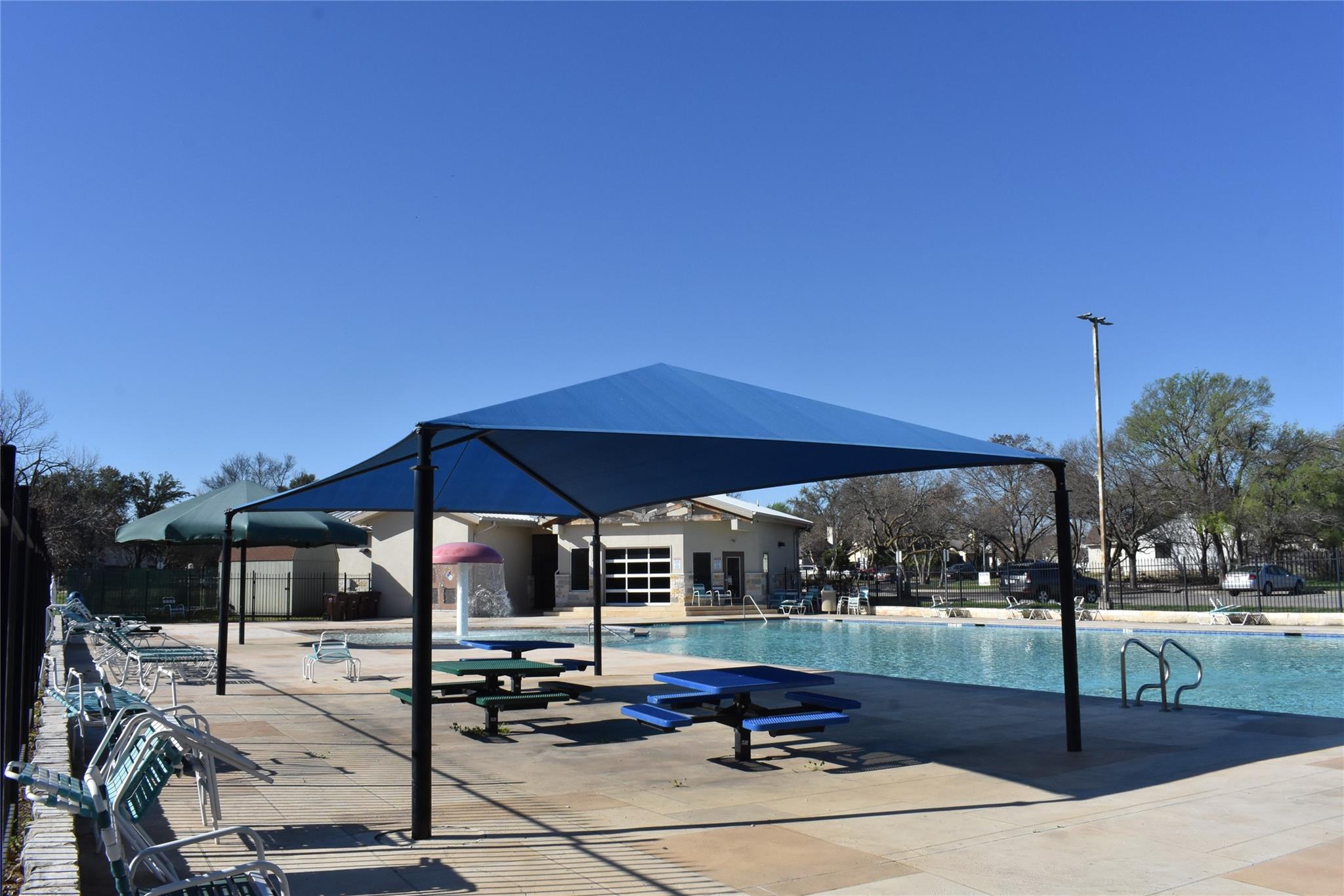 2002 CASPIAN Cv, Round Rock, TX 78665