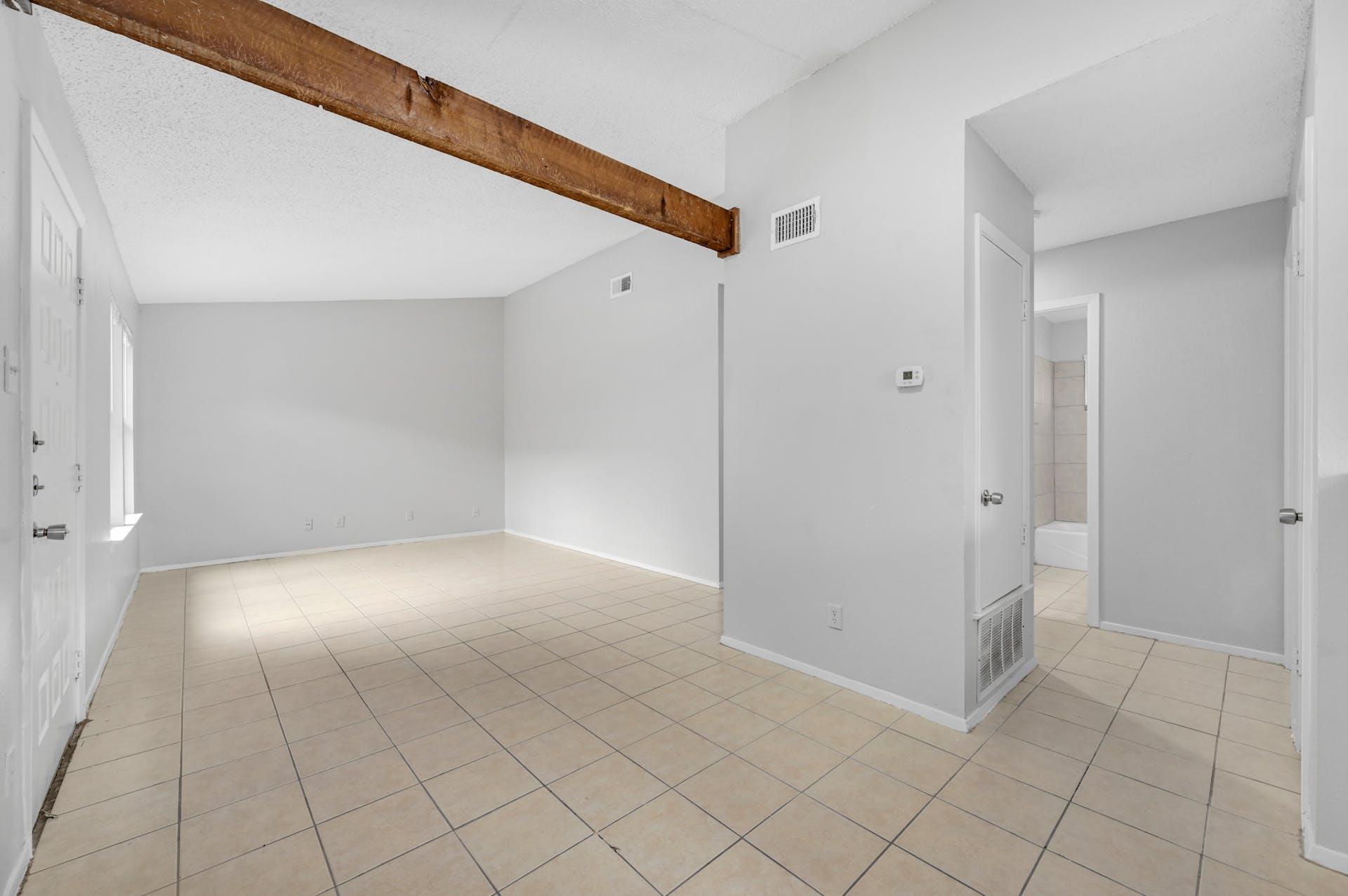 2008 Old West Pl # B, Round Rock, TX 78681