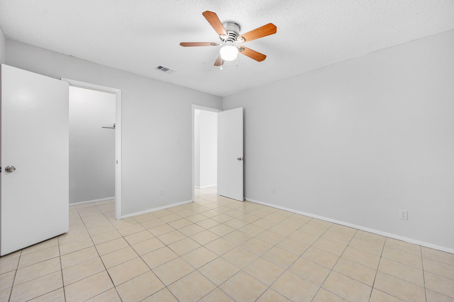 2008 Old West Pl # B, Round Rock, TX 78681