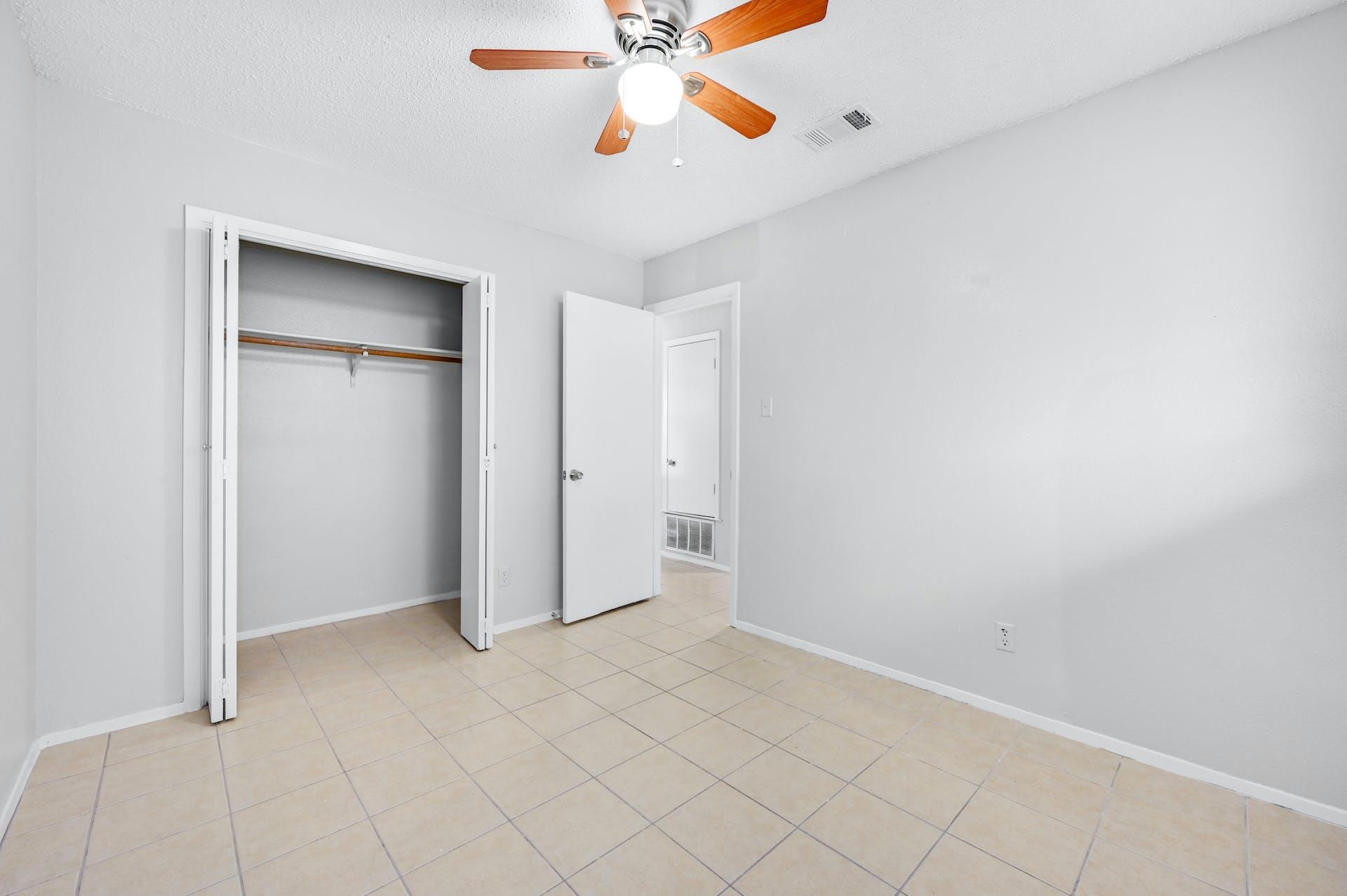 2008 Old West Pl # B, Round Rock, TX 78681