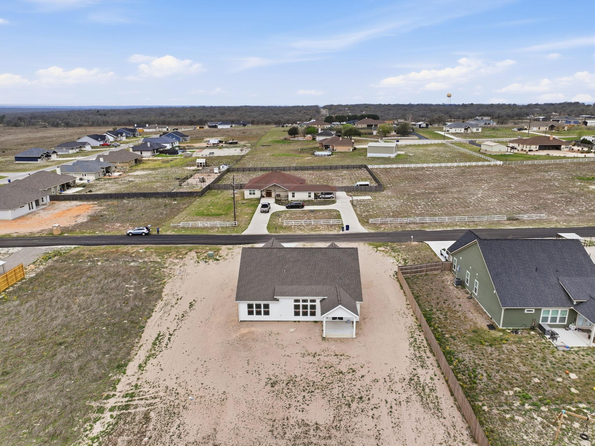 112 Oakmont Ln, La Vernia, TX 78121