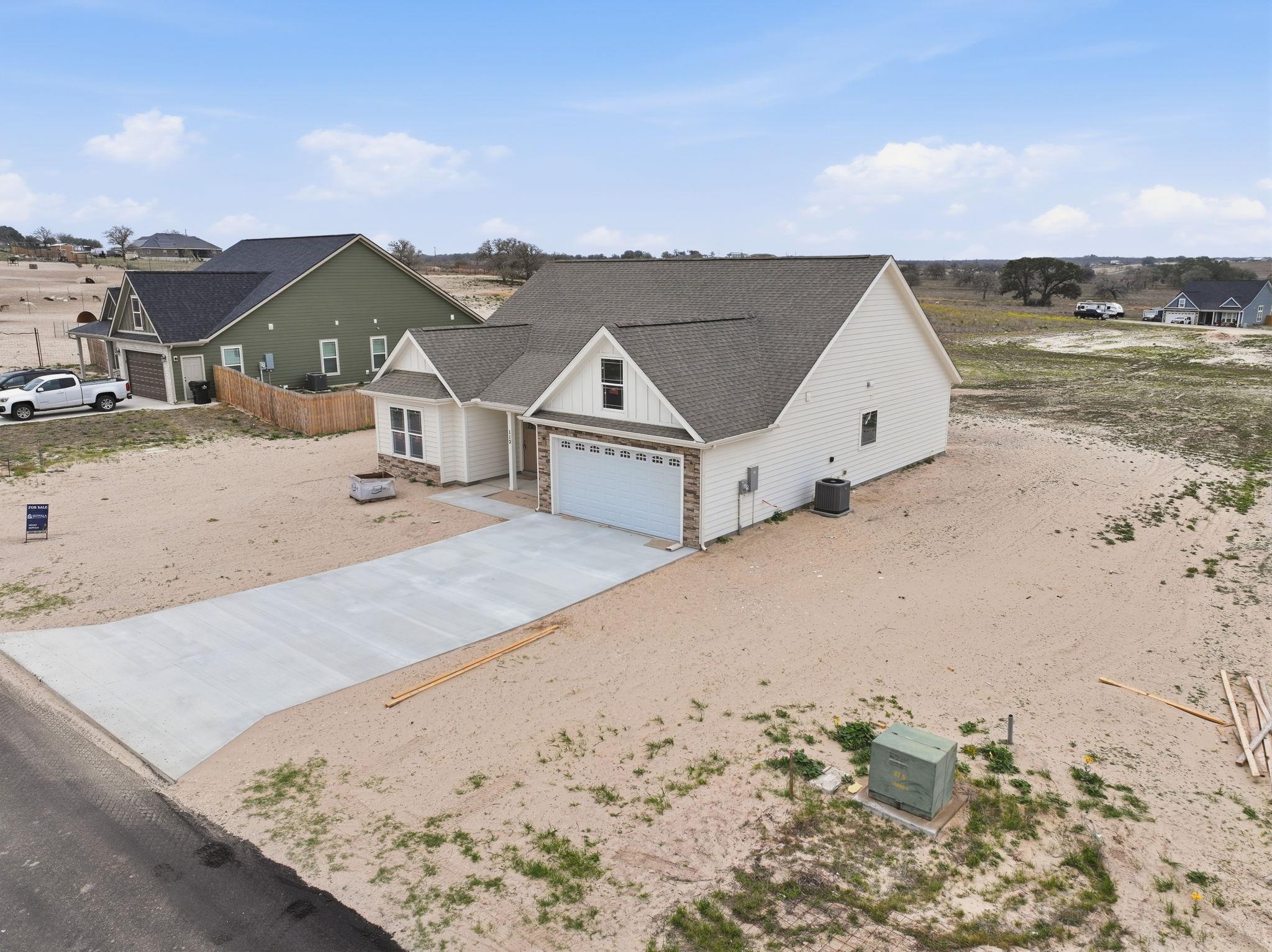 112 Oakmont Ln, La Vernia, TX 78121