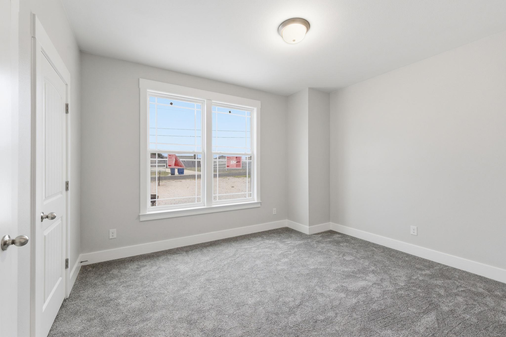 112 Oakmont Ln, La Vernia, TX 78121