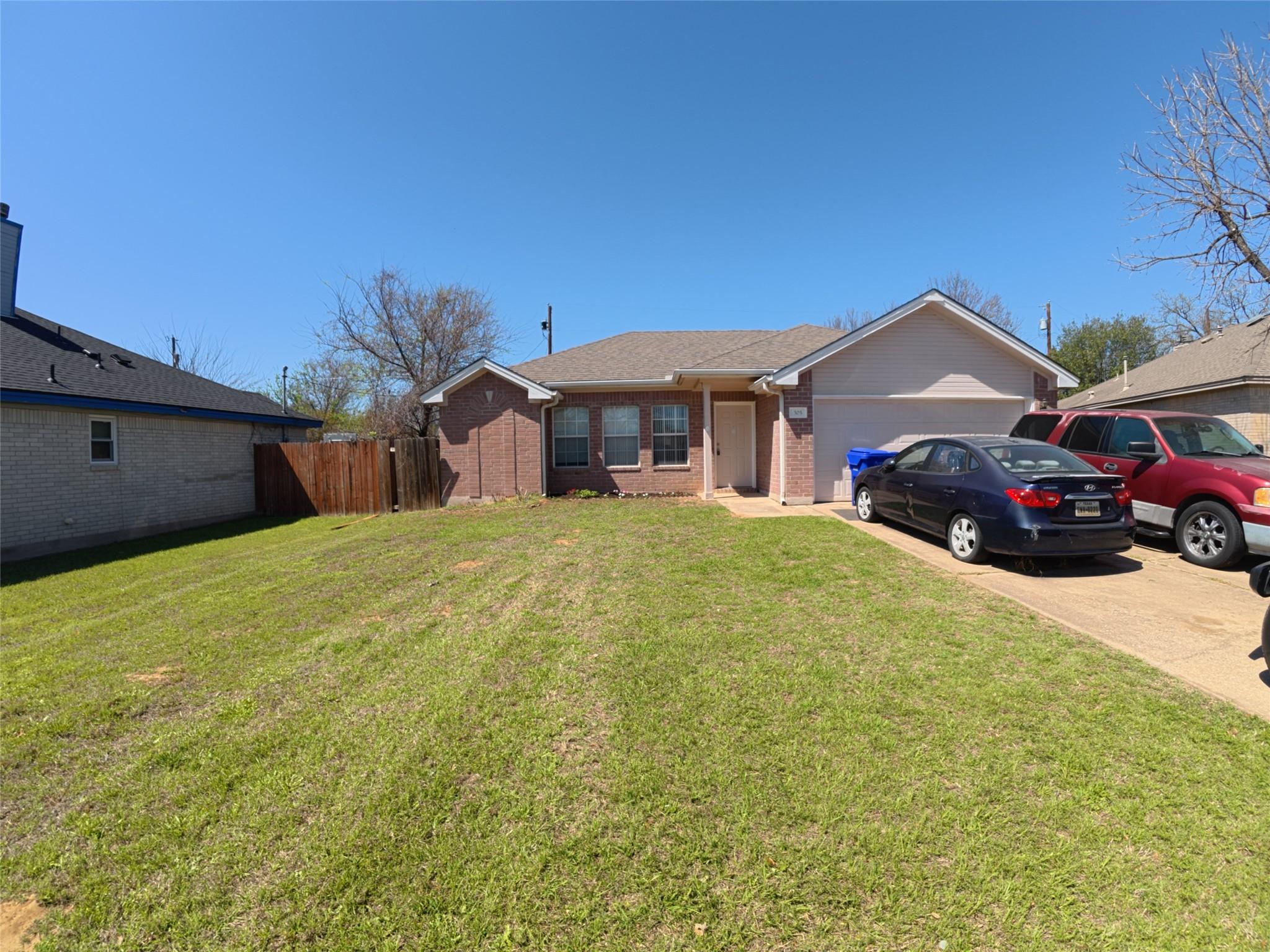 305 China Cv, Elgin, TX 78621