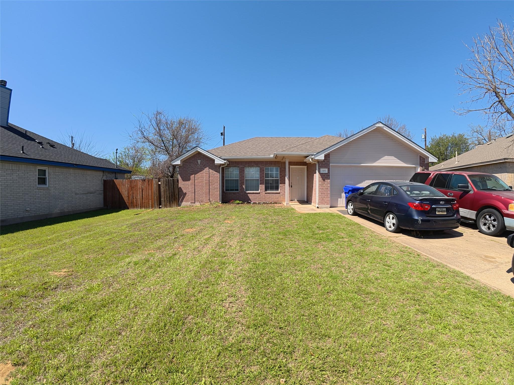 305 China Cv, Elgin, TX 78621