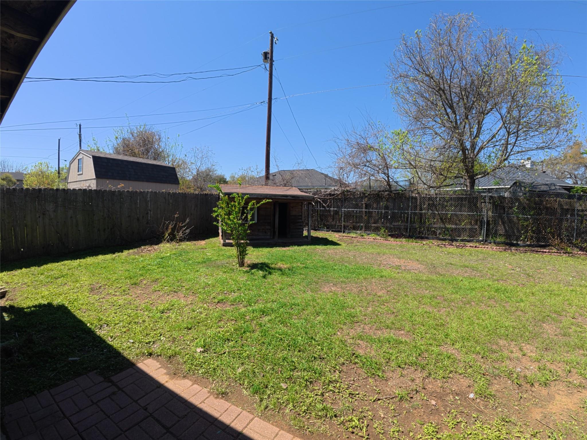 305 China Cv, Elgin, TX 78621