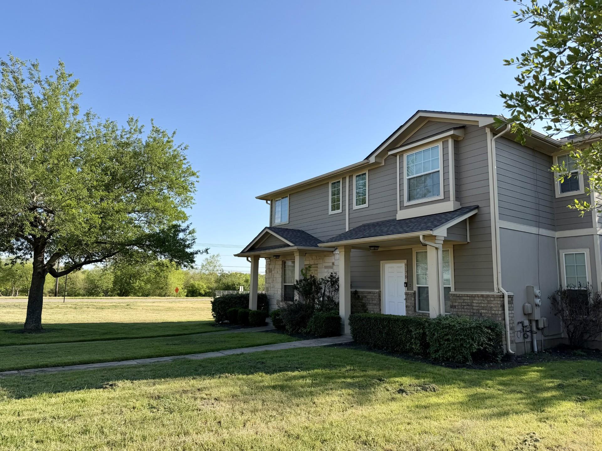 917 Sebastian Bnd # B, Pflugerville, TX 78660