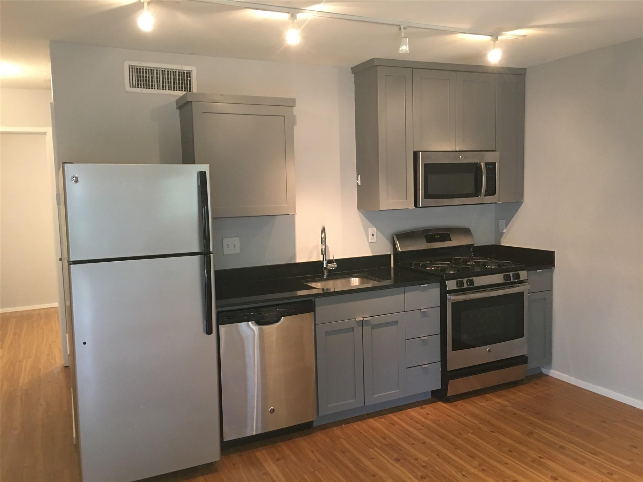 5306 Woodrow Ave # 102, Austin, TX 78756