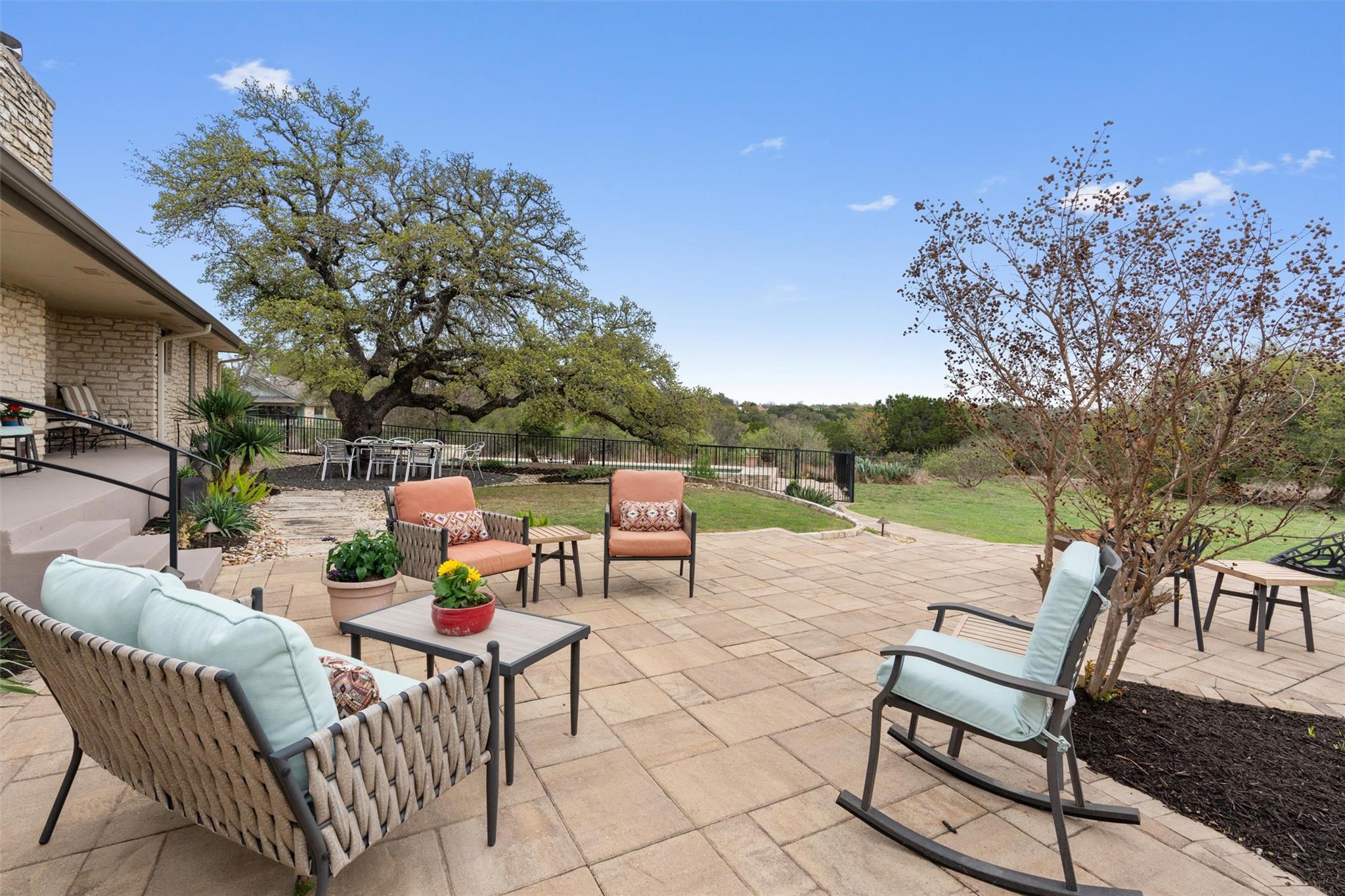 404 Skyline Rd, Georgetown, TX 78628