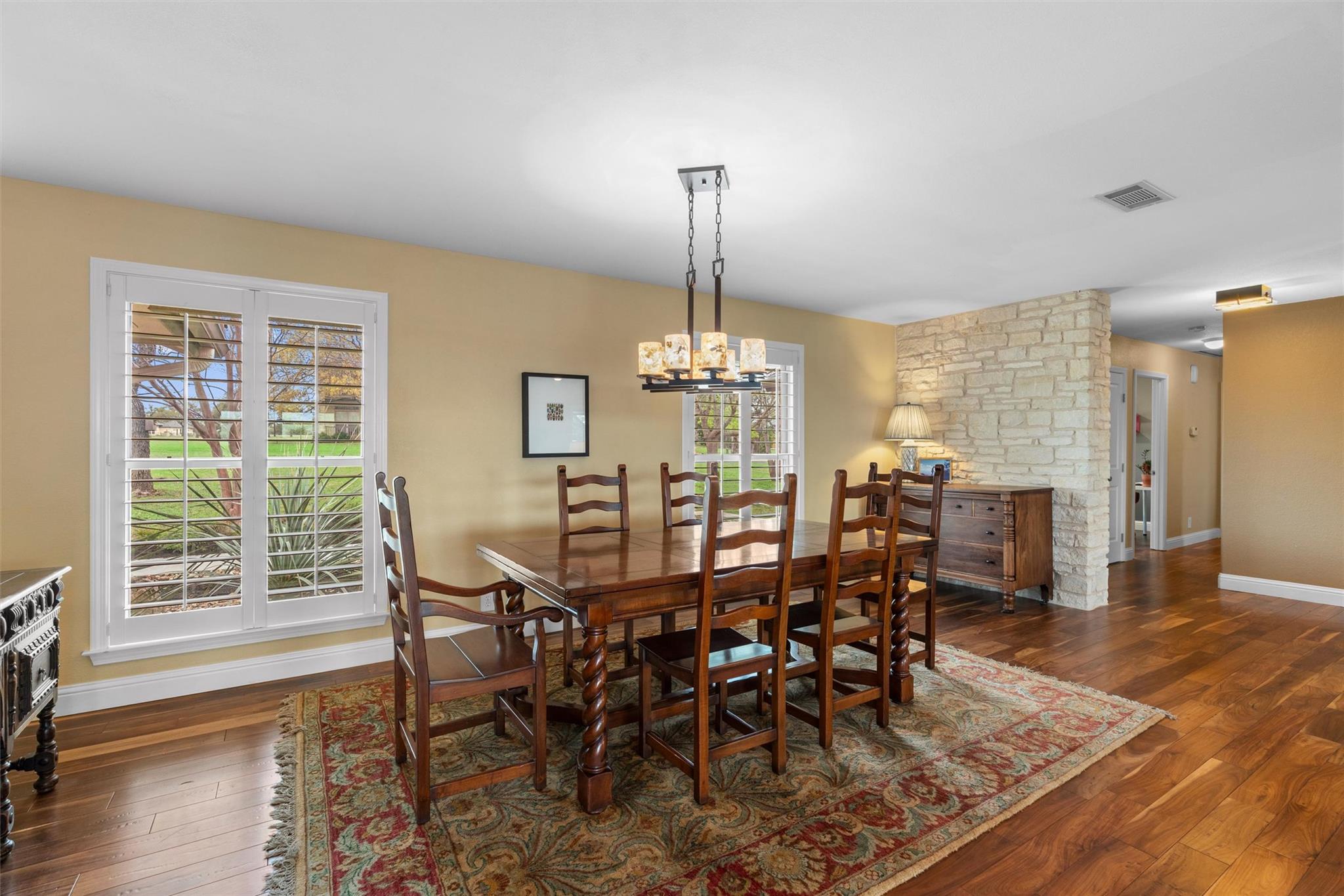 404 Skyline Rd, Georgetown, TX 78628