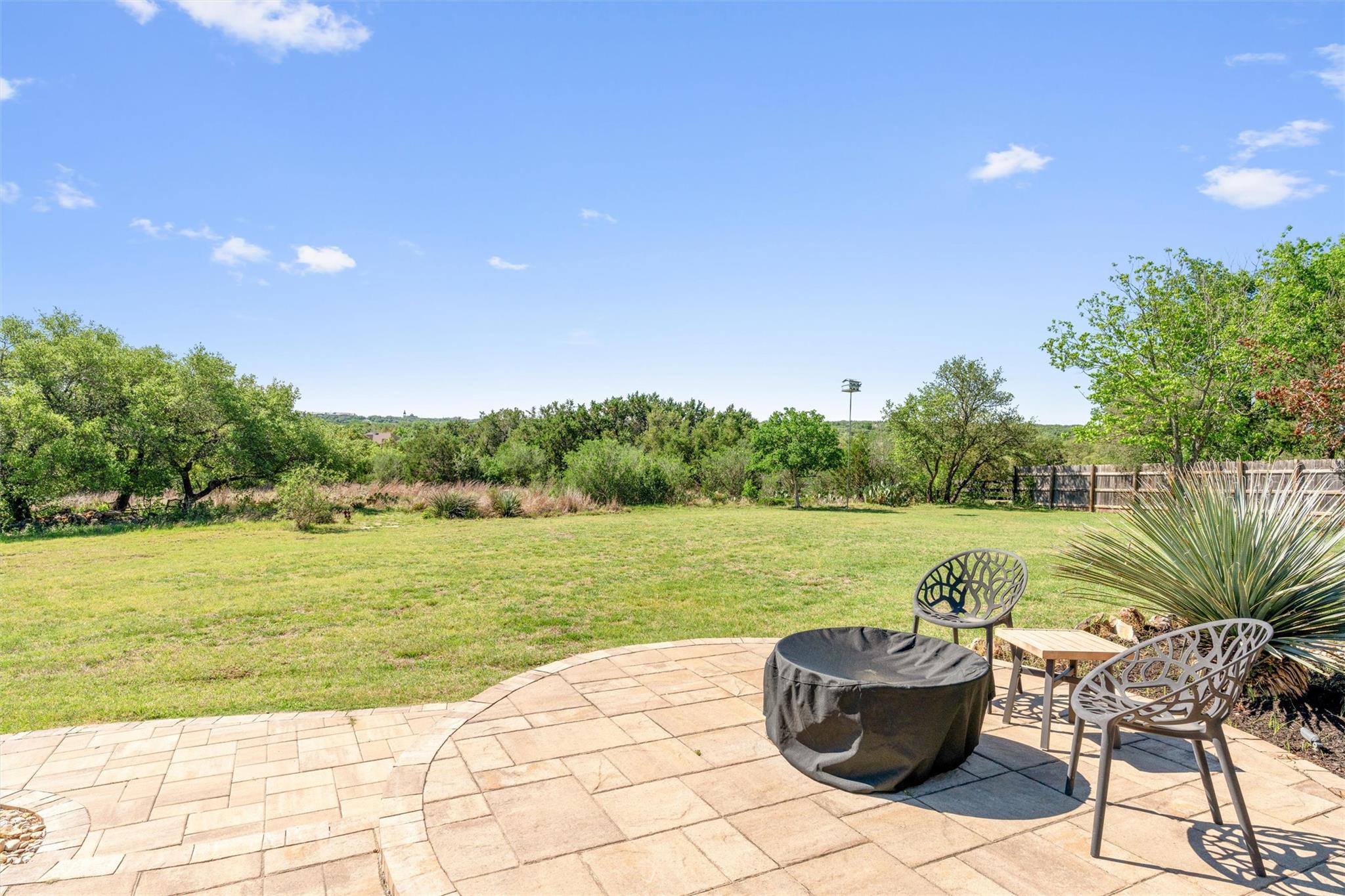 404 Skyline Rd, Georgetown, TX 78628