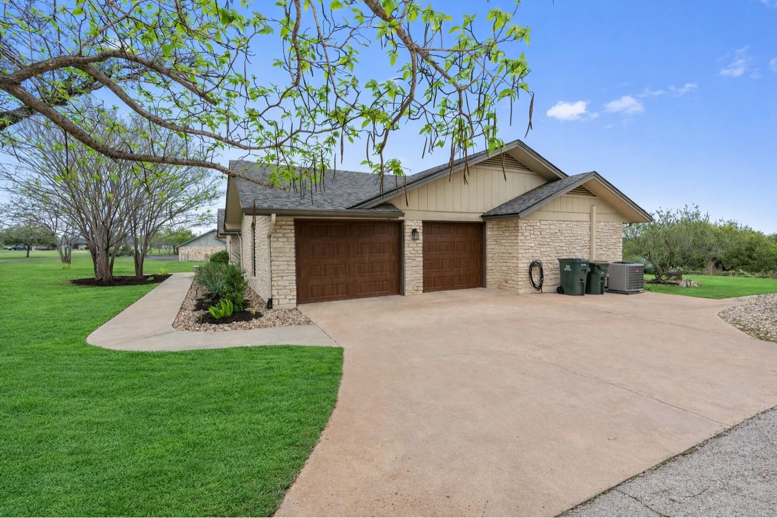 404 Skyline Rd, Georgetown, TX 78628