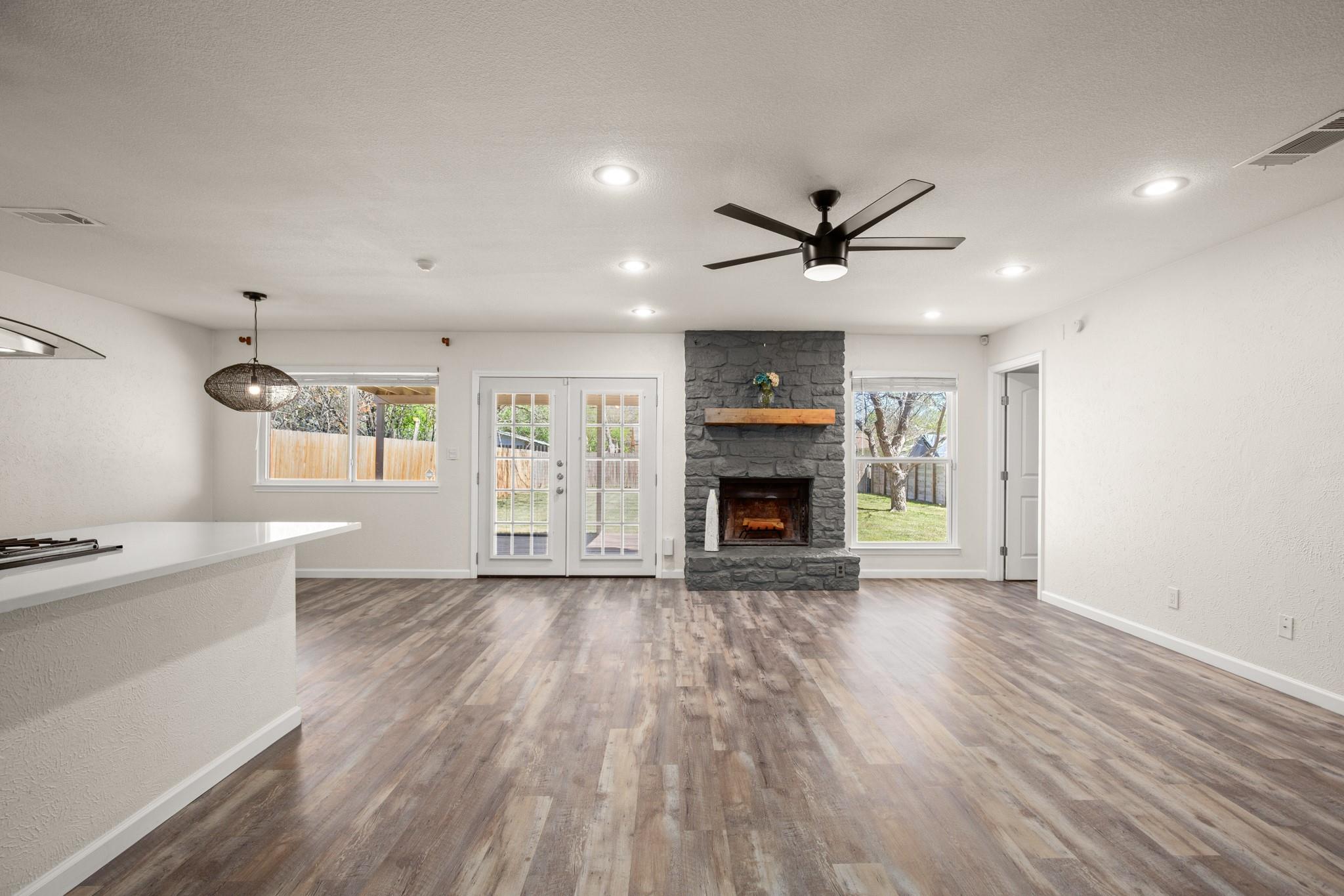 110 W Garrett Run, Austin, TX 78753