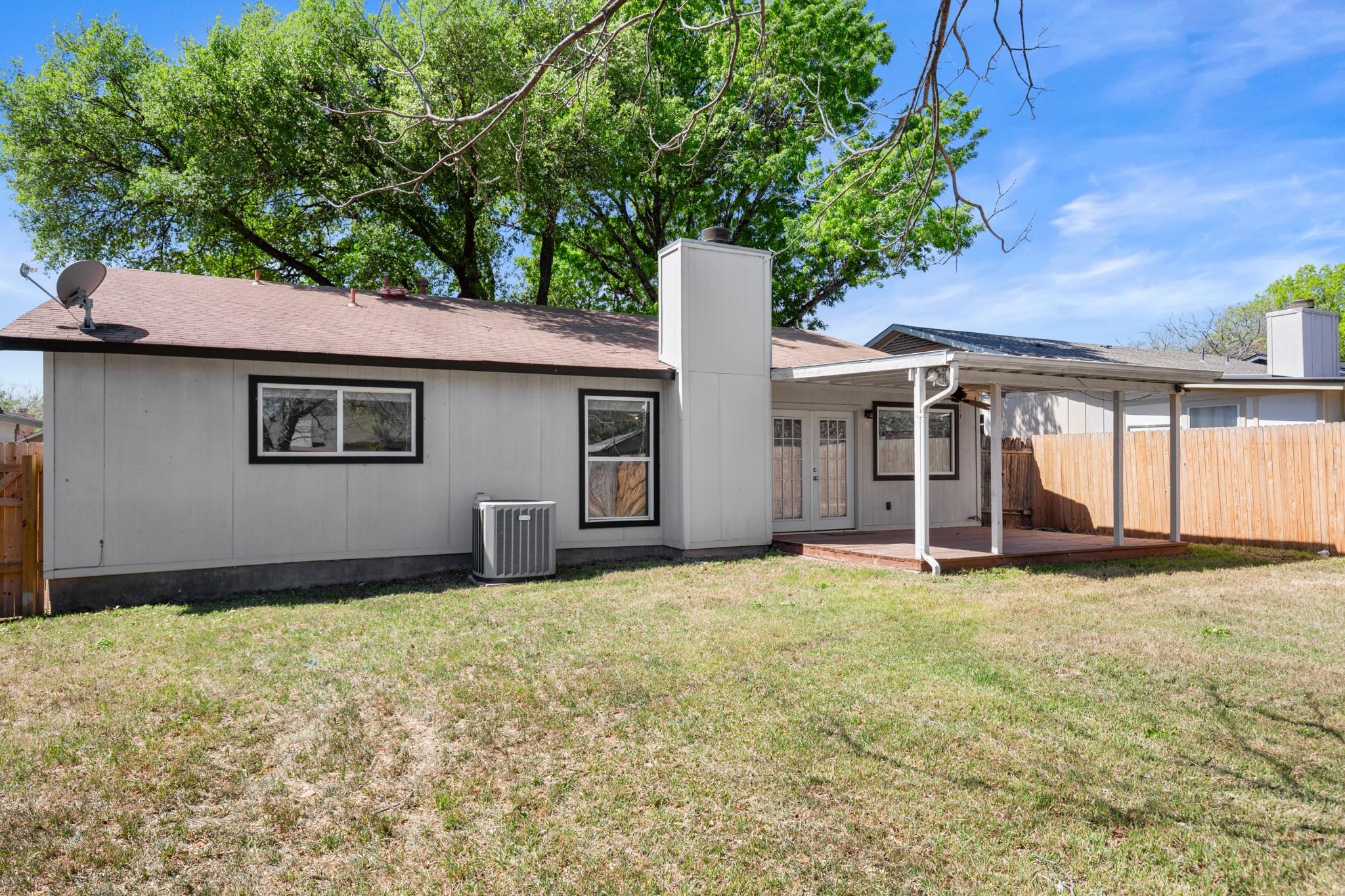 110 W Garrett Run, Austin, TX 78753