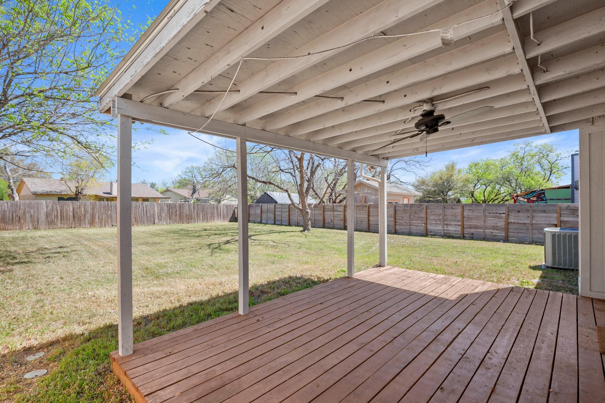 110 W Garrett Run, Austin, TX 78753