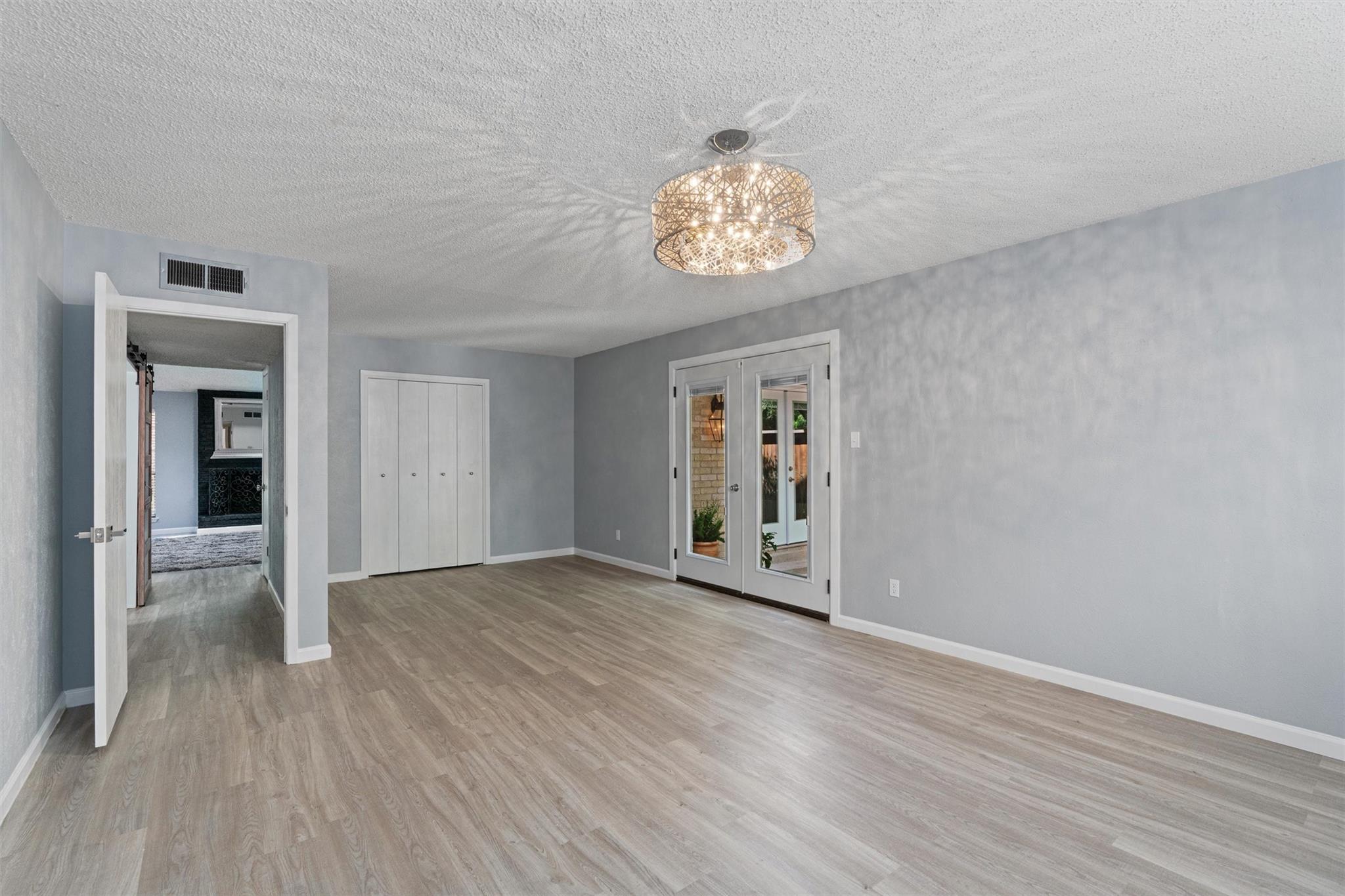 2008 Voltaire Dr, Austin, TX 78752