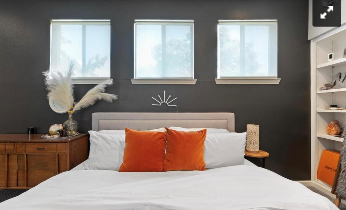 611 E 45th St # 25, Austin, TX 78751