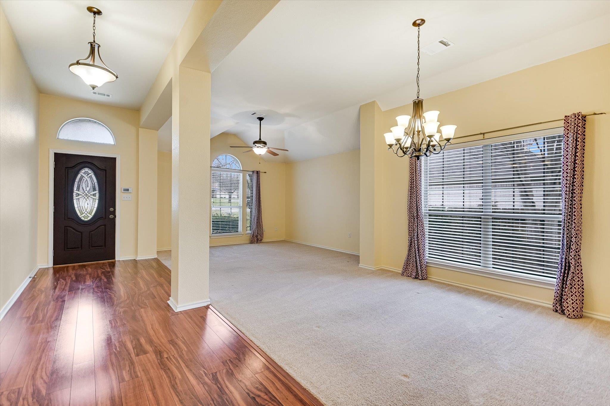 802 Sykes Ct, Pflugerville, TX 78660