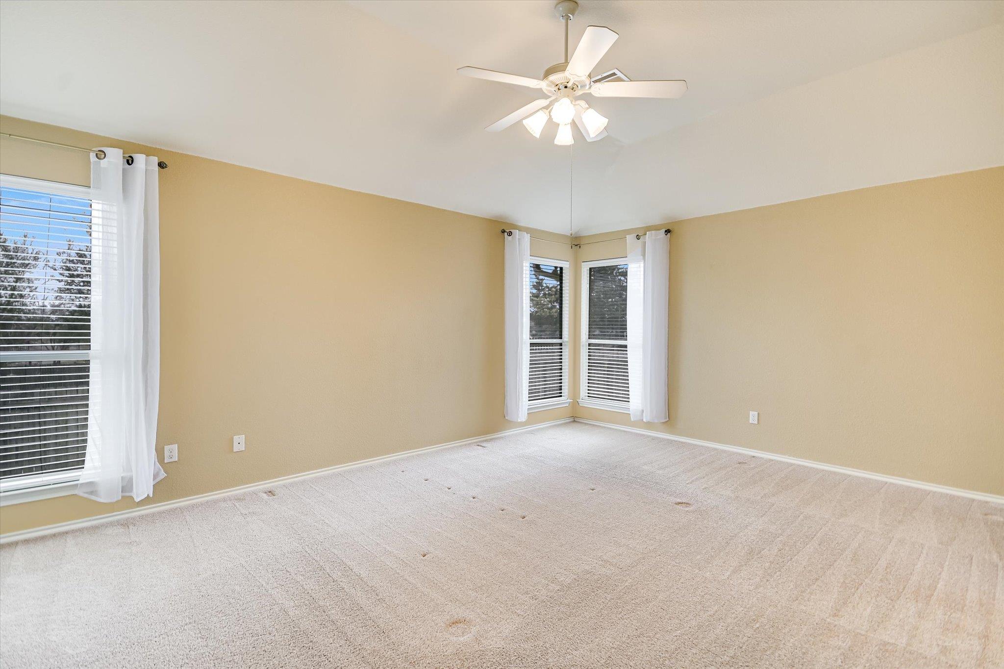 802 Sykes Ct, Pflugerville, TX 78660