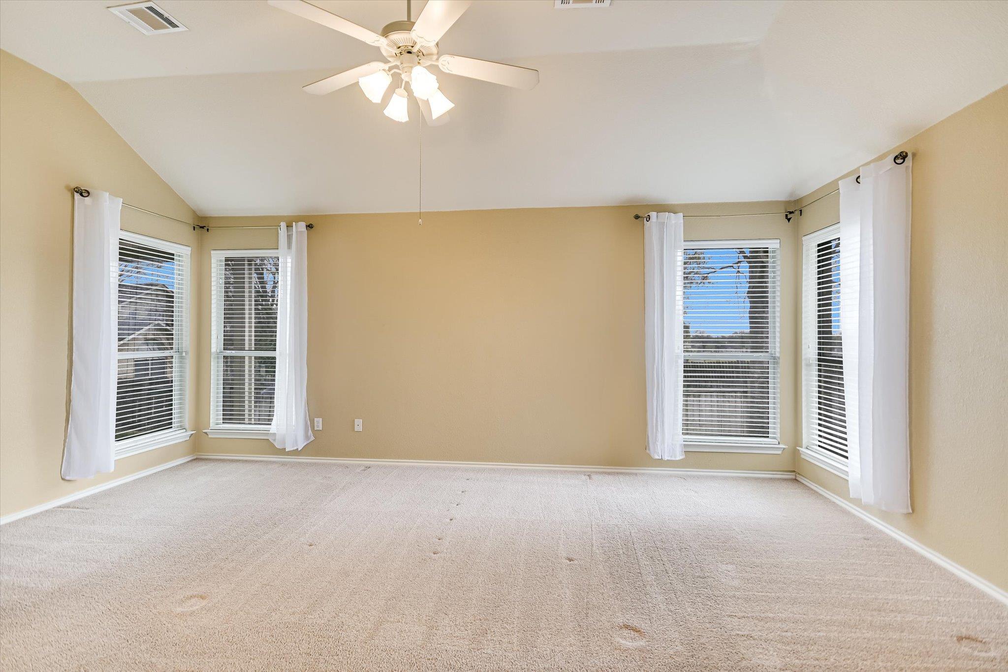 802 Sykes Ct, Pflugerville, TX 78660