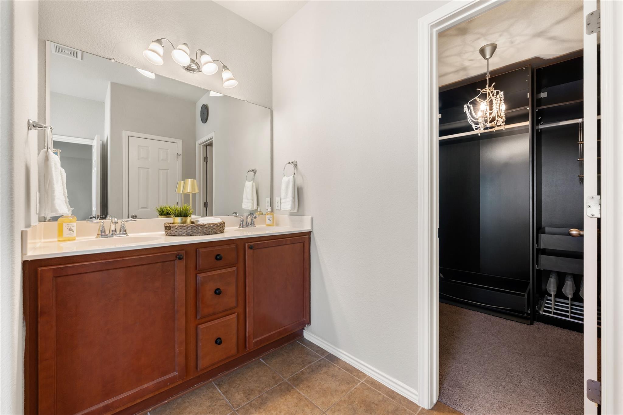 11104 Mckinney Spring Dr, Austin, TX 78717