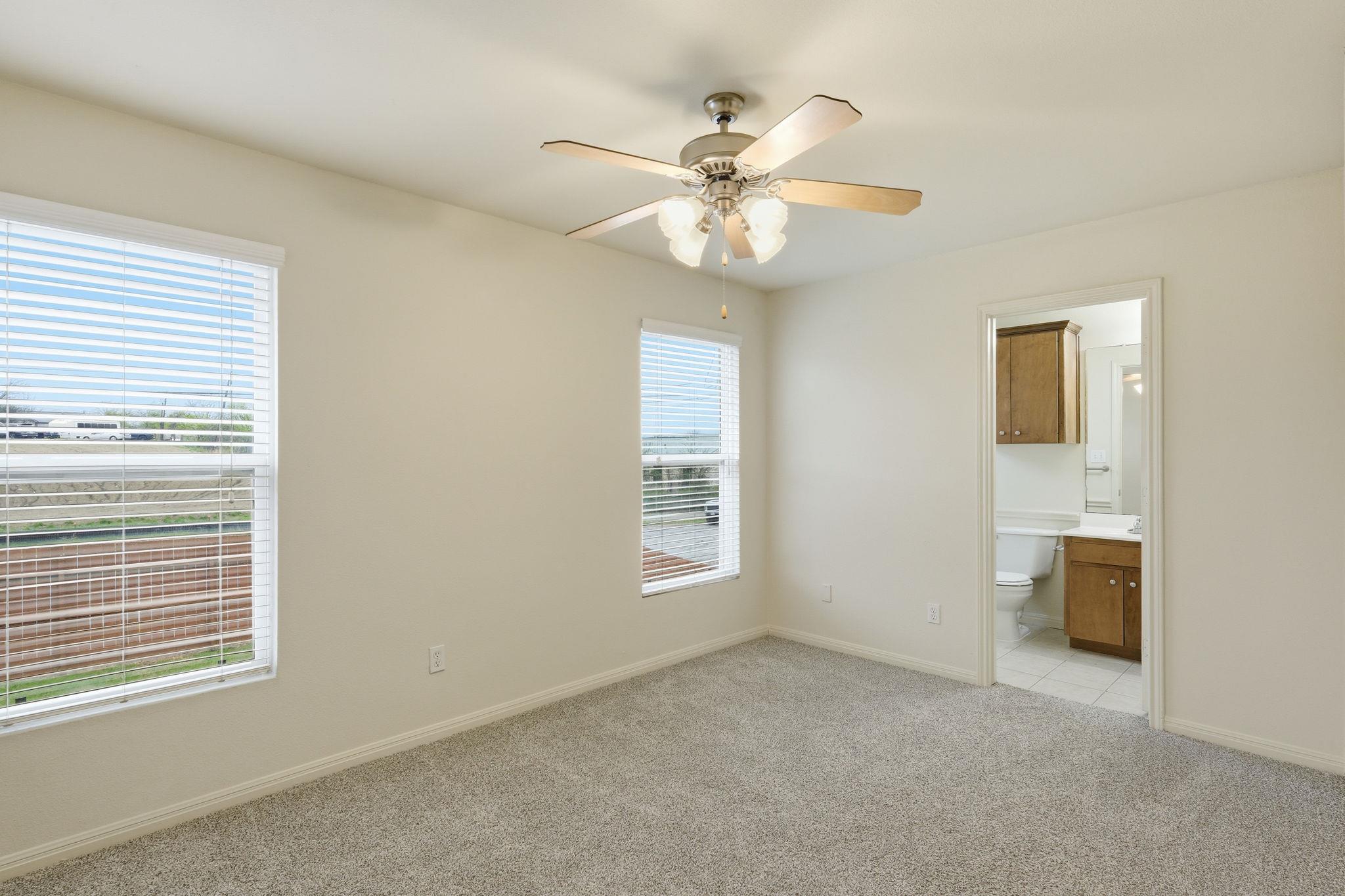 2215 Dry Creek Dr # 516, Round Rock, TX 78681