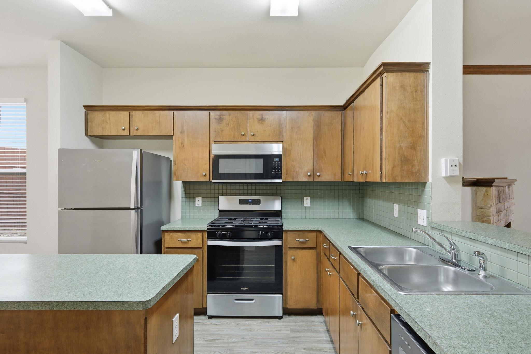 2215 Dry Creek Dr # 516, Round Rock, TX 78681