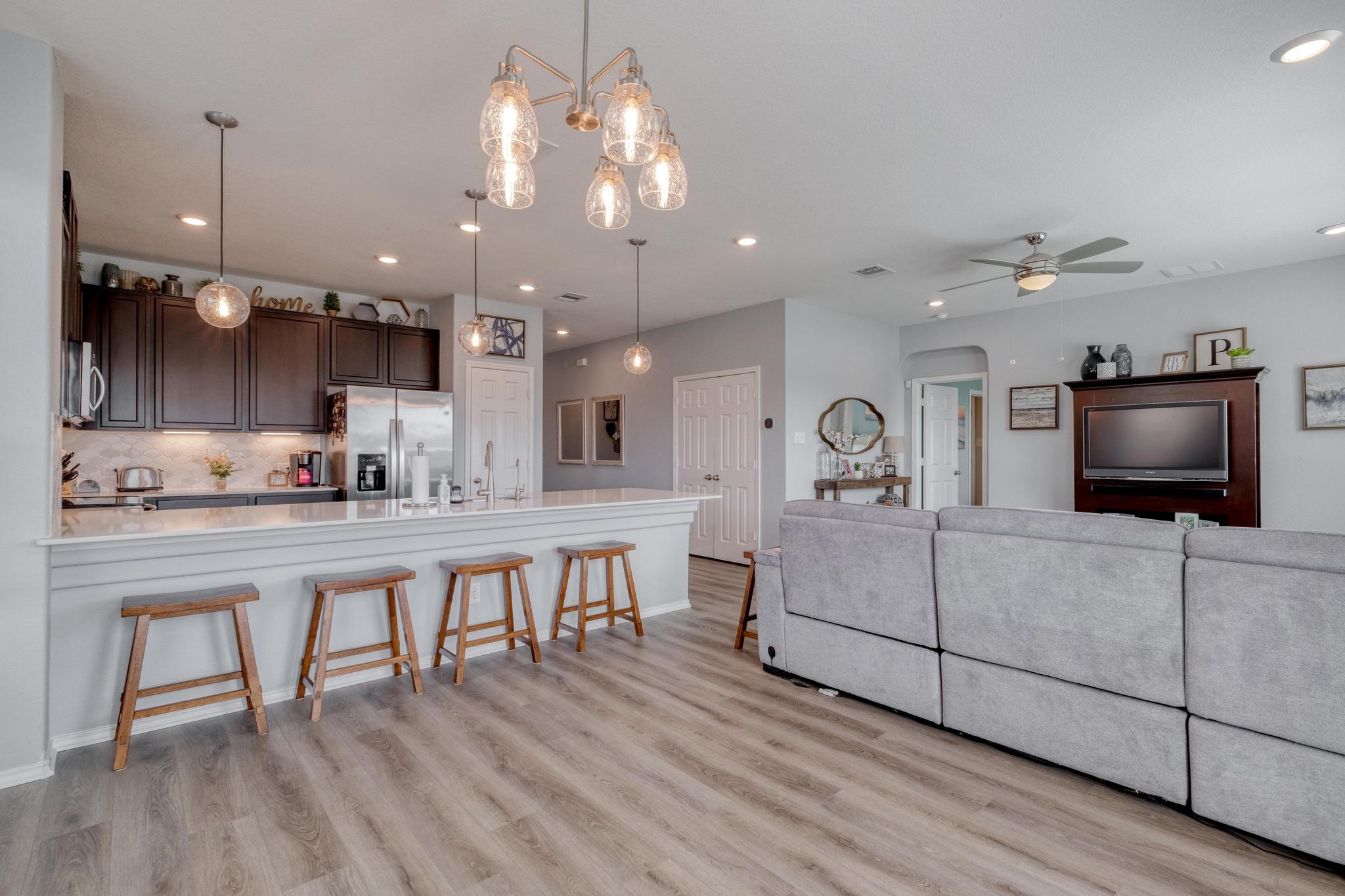 119 W Point Way, Elgin, TX 78621