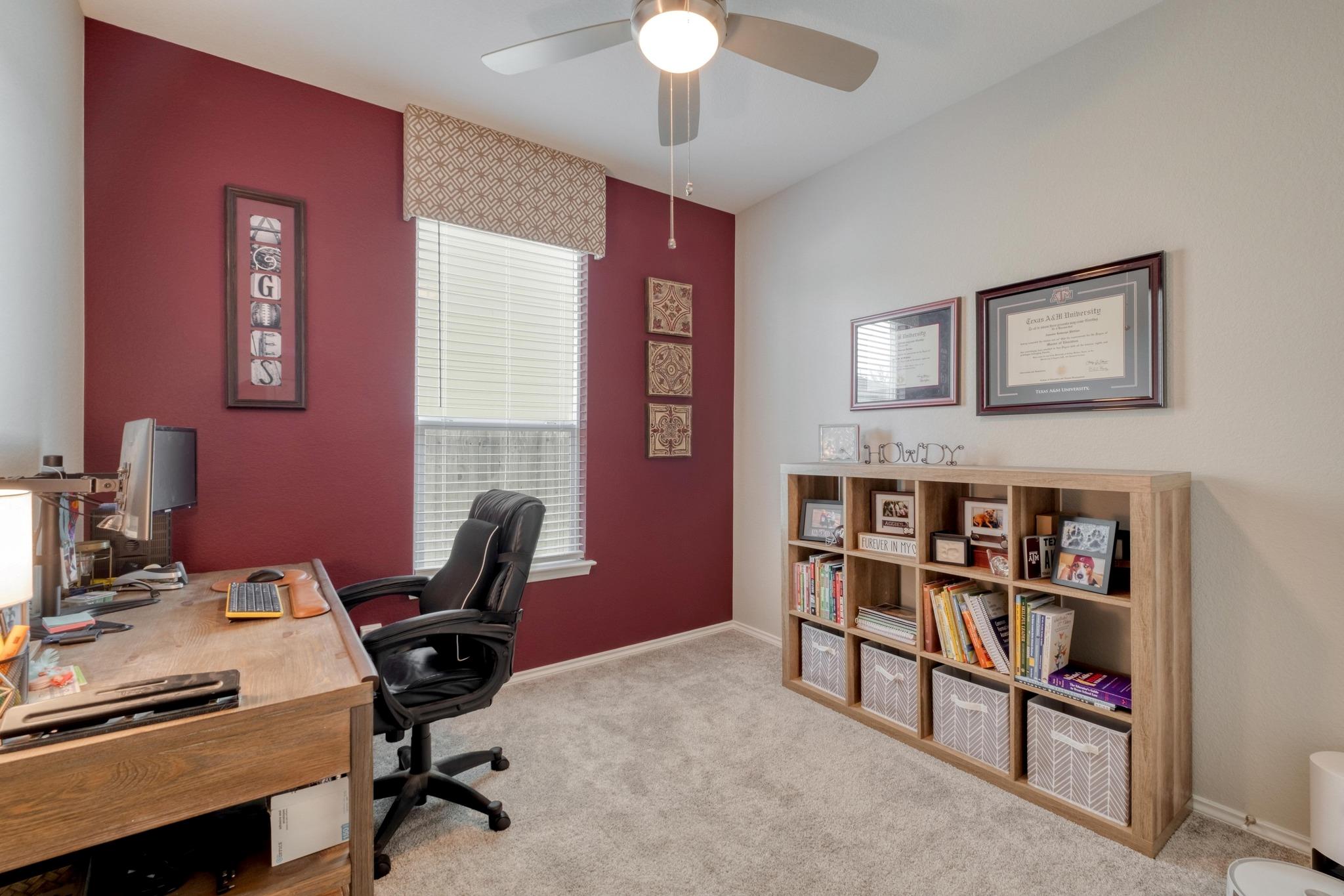 119 W Point Way, Elgin, TX 78621