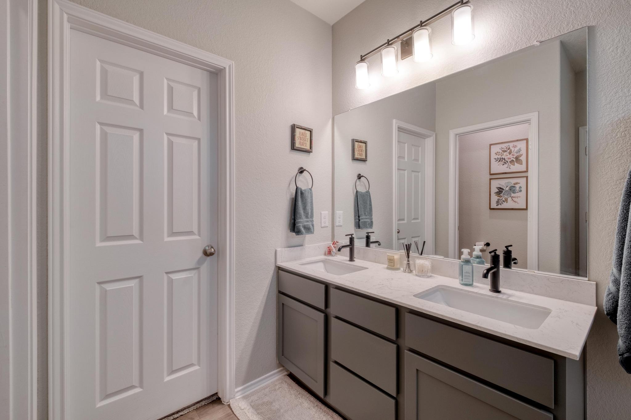 119 W Point Way, Elgin, TX 78621