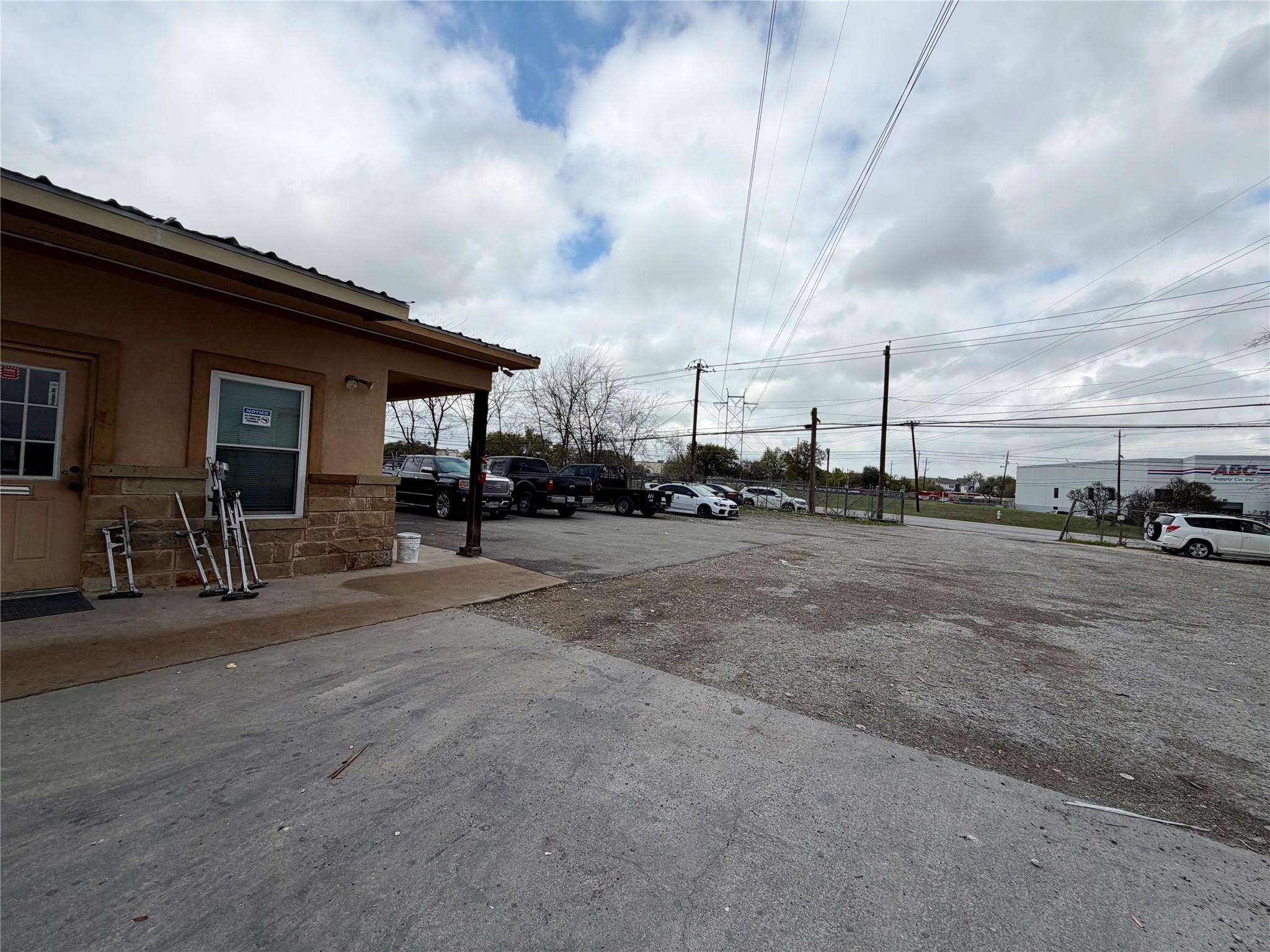 2311 Howard Ln, Austin, TX 78728