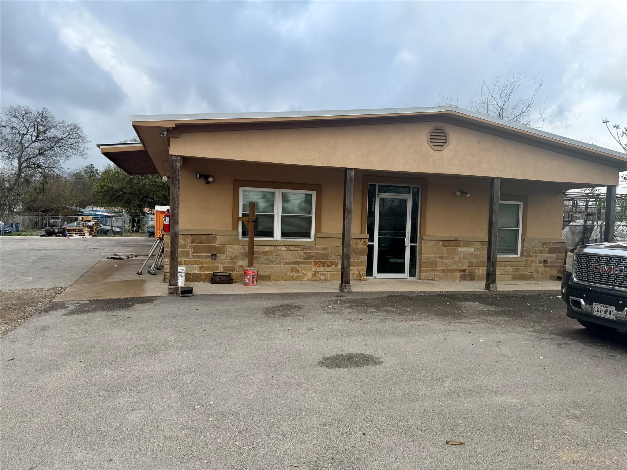 2311 Howard Ln, Austin, TX 78728