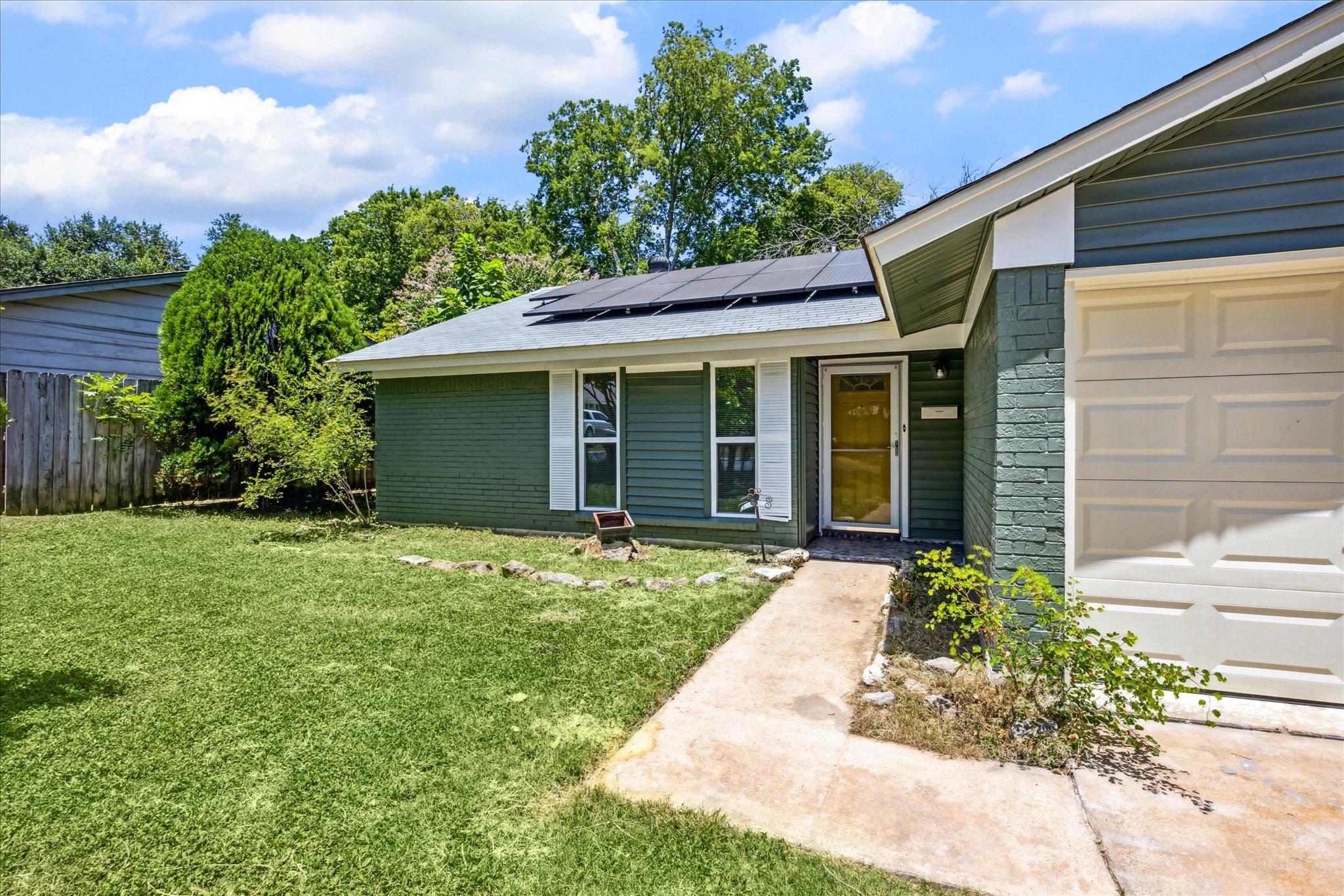 5700 Garden Oaks Dr, Austin, TX 78745