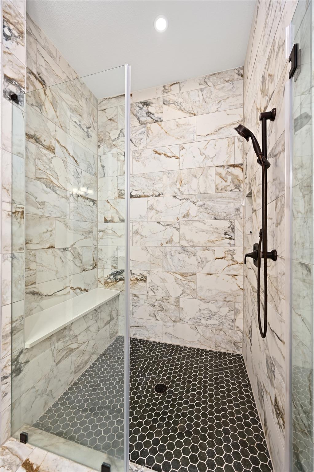 607 Flint Ridge Trl, Georgetown, TX 78628