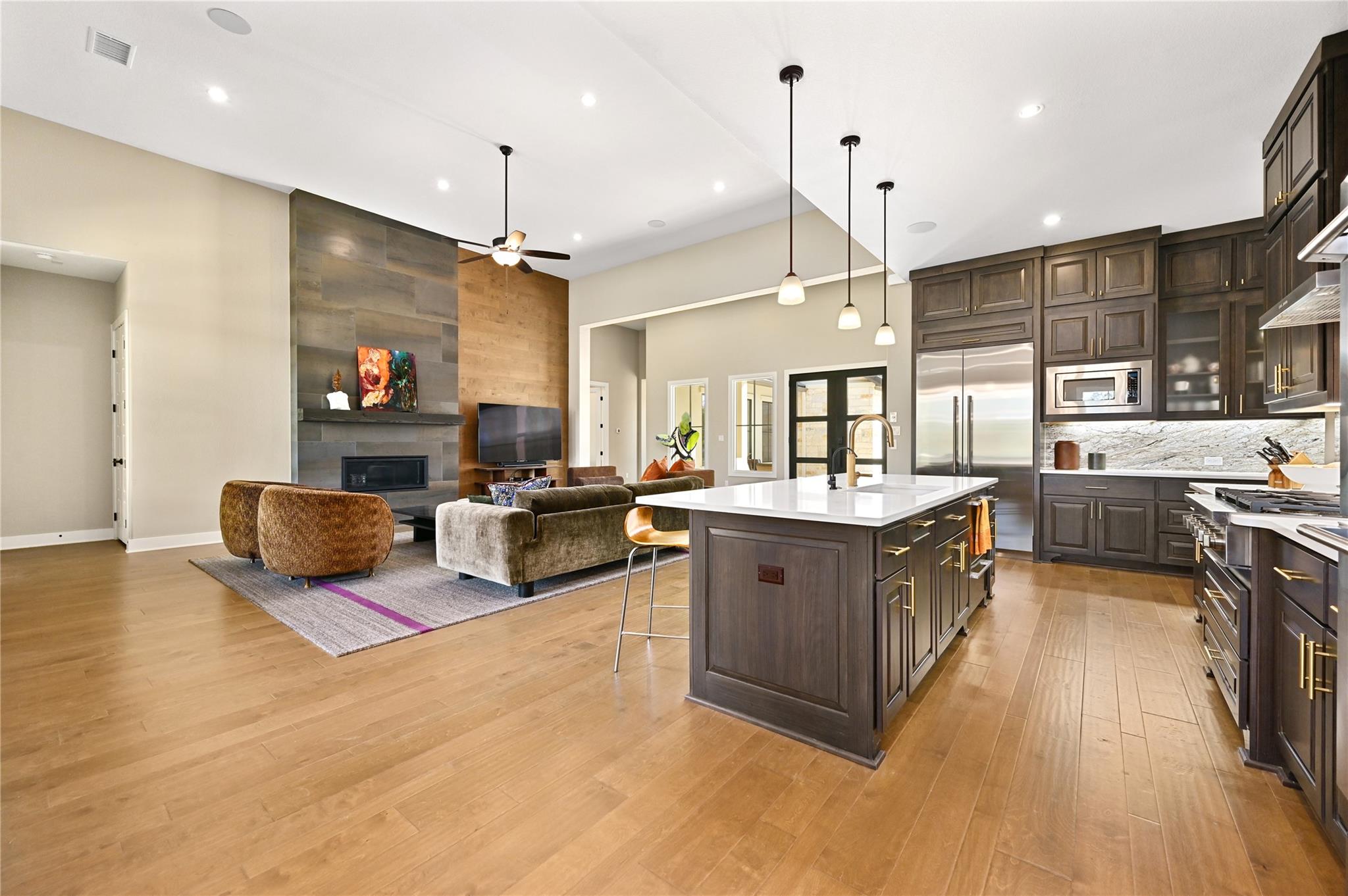 607 Flint Ridge Trl, Georgetown, TX 78628