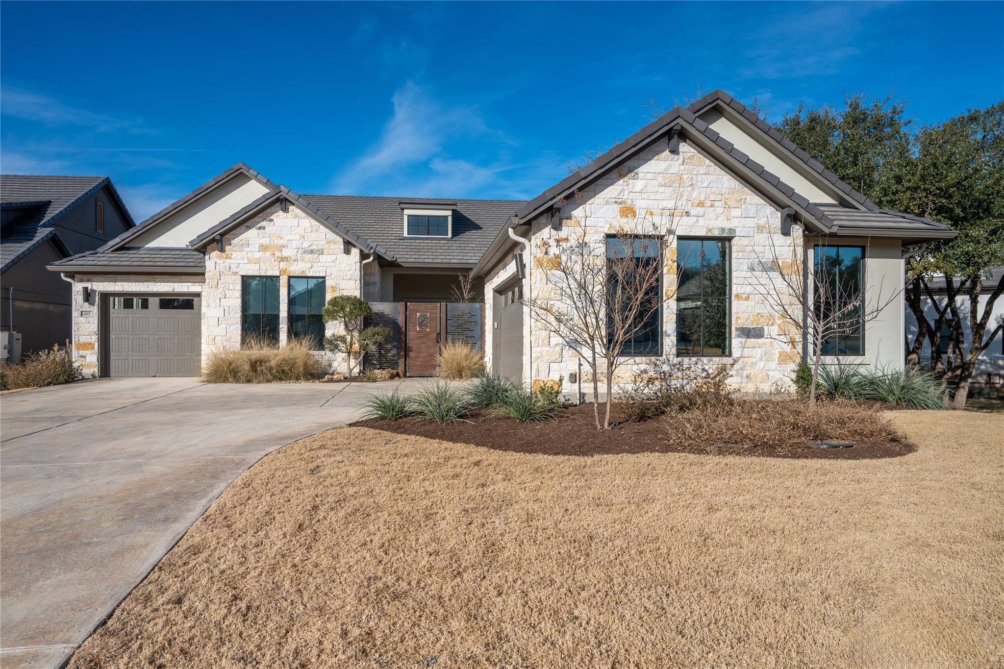 607 Flint Ridge Trl, Georgetown, TX 78628