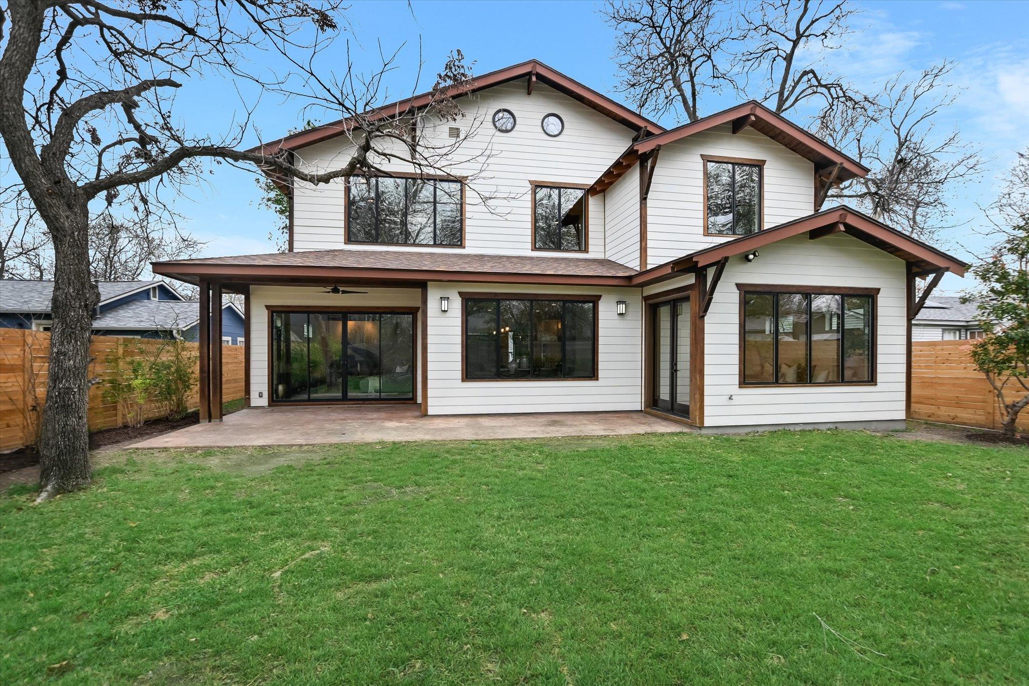 1210 Alguno Rd, Austin, TX 78757