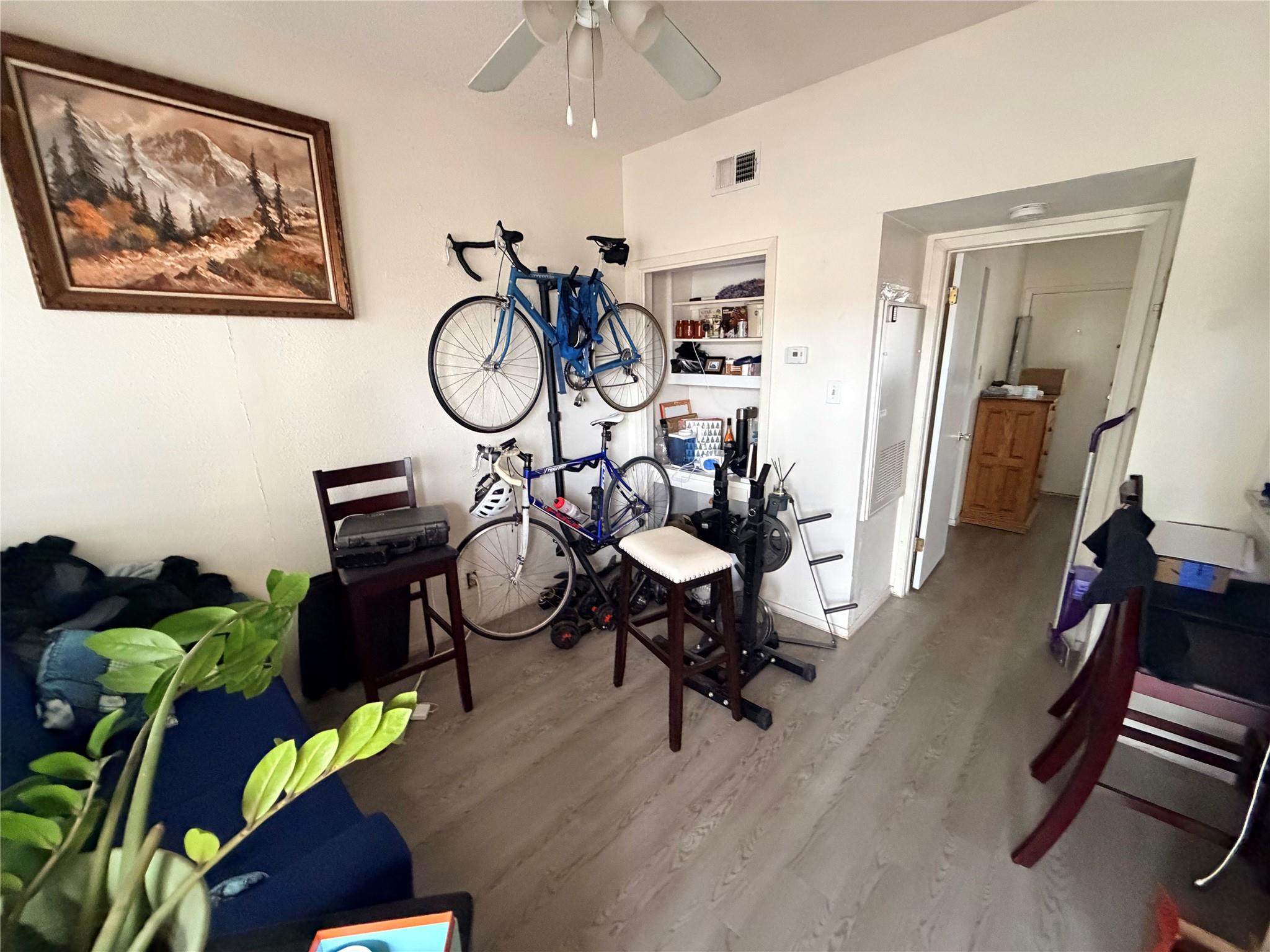 3000 Guadalupe St # 106, Austin, TX 78705