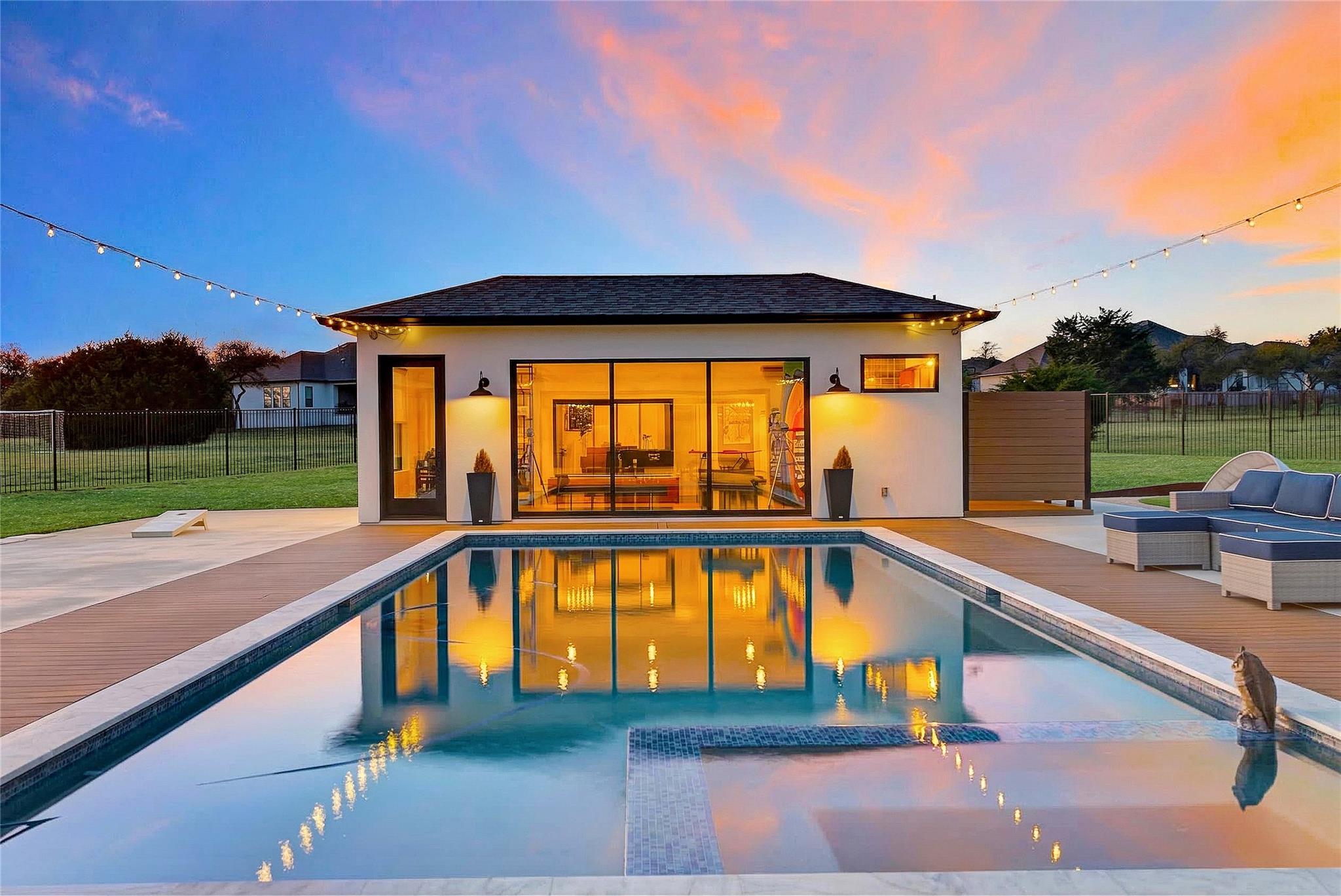 404 Prairie Clover Dr, Dripping Springs, TX 78620