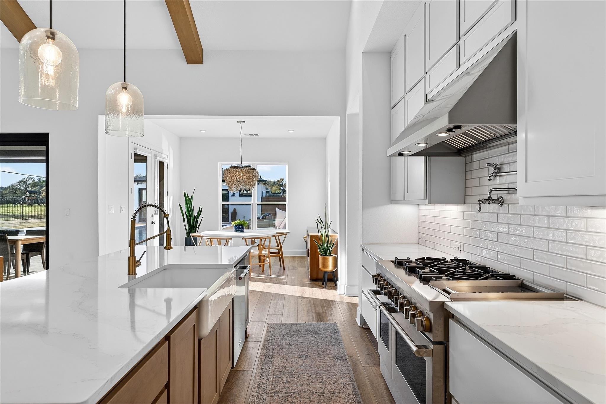 404 Prairie Clover Dr, Dripping Springs, TX 78620