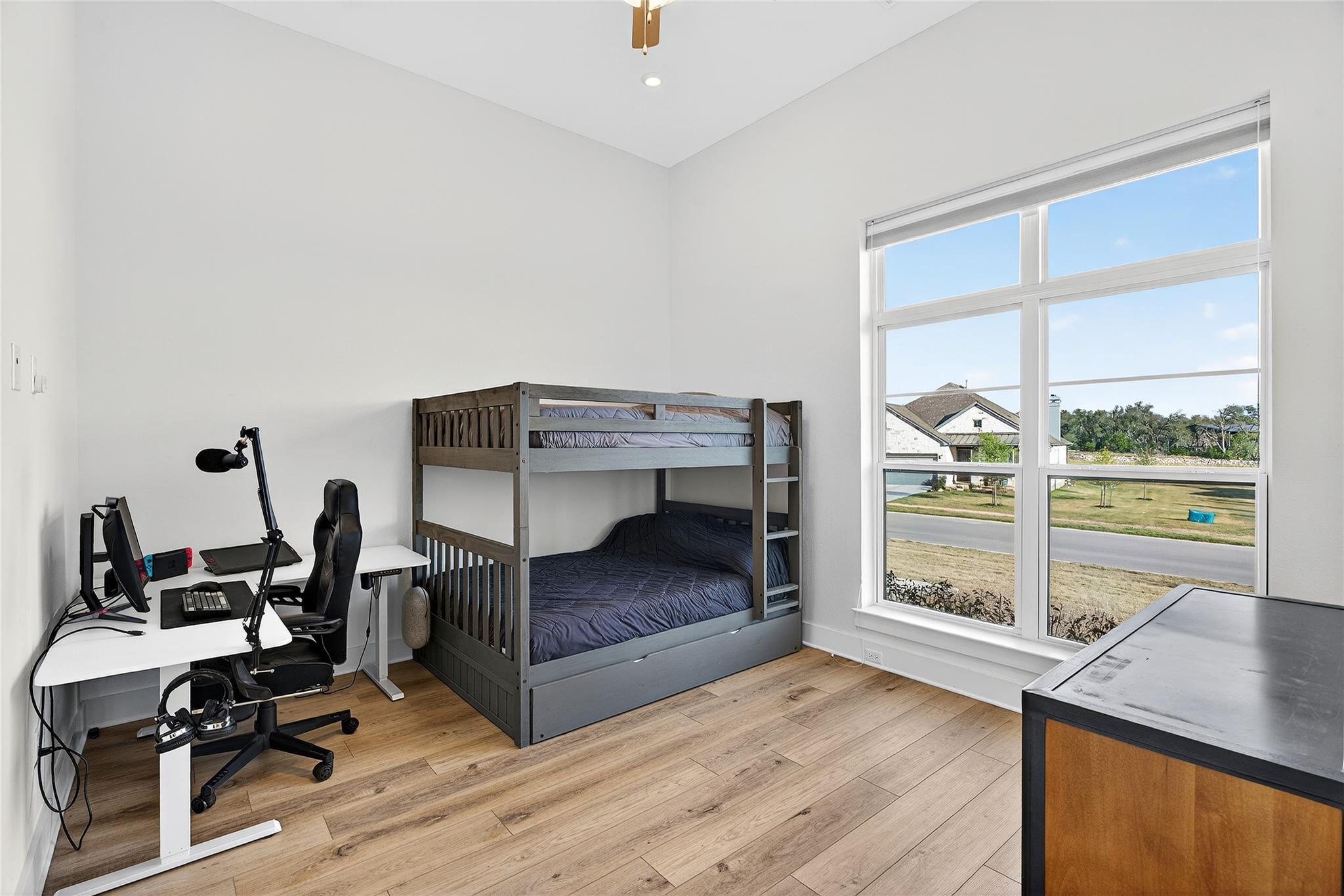 404 Prairie Clover Dr, Dripping Springs, TX 78620