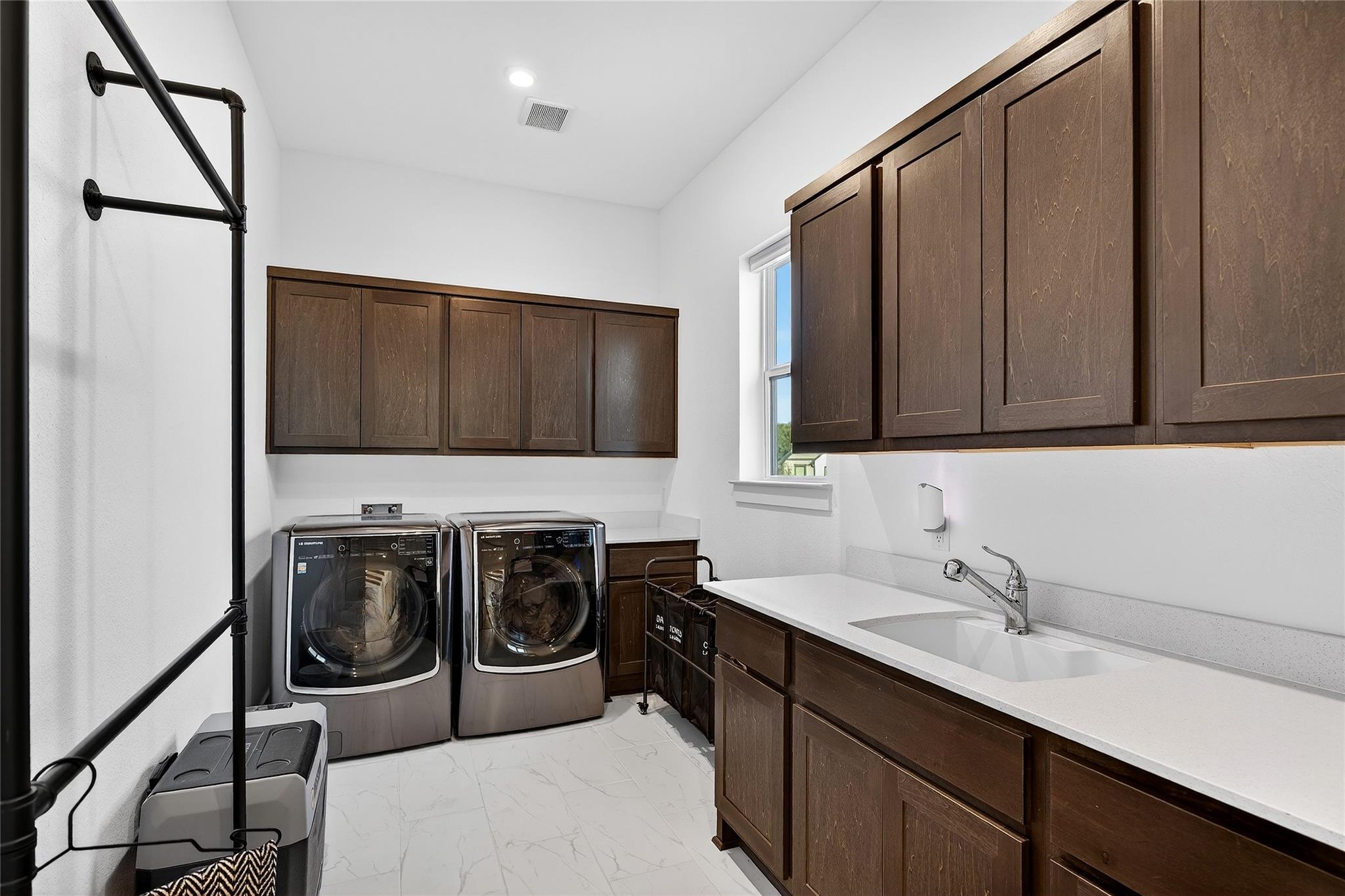 404 Prairie Clover Dr, Dripping Springs, TX 78620