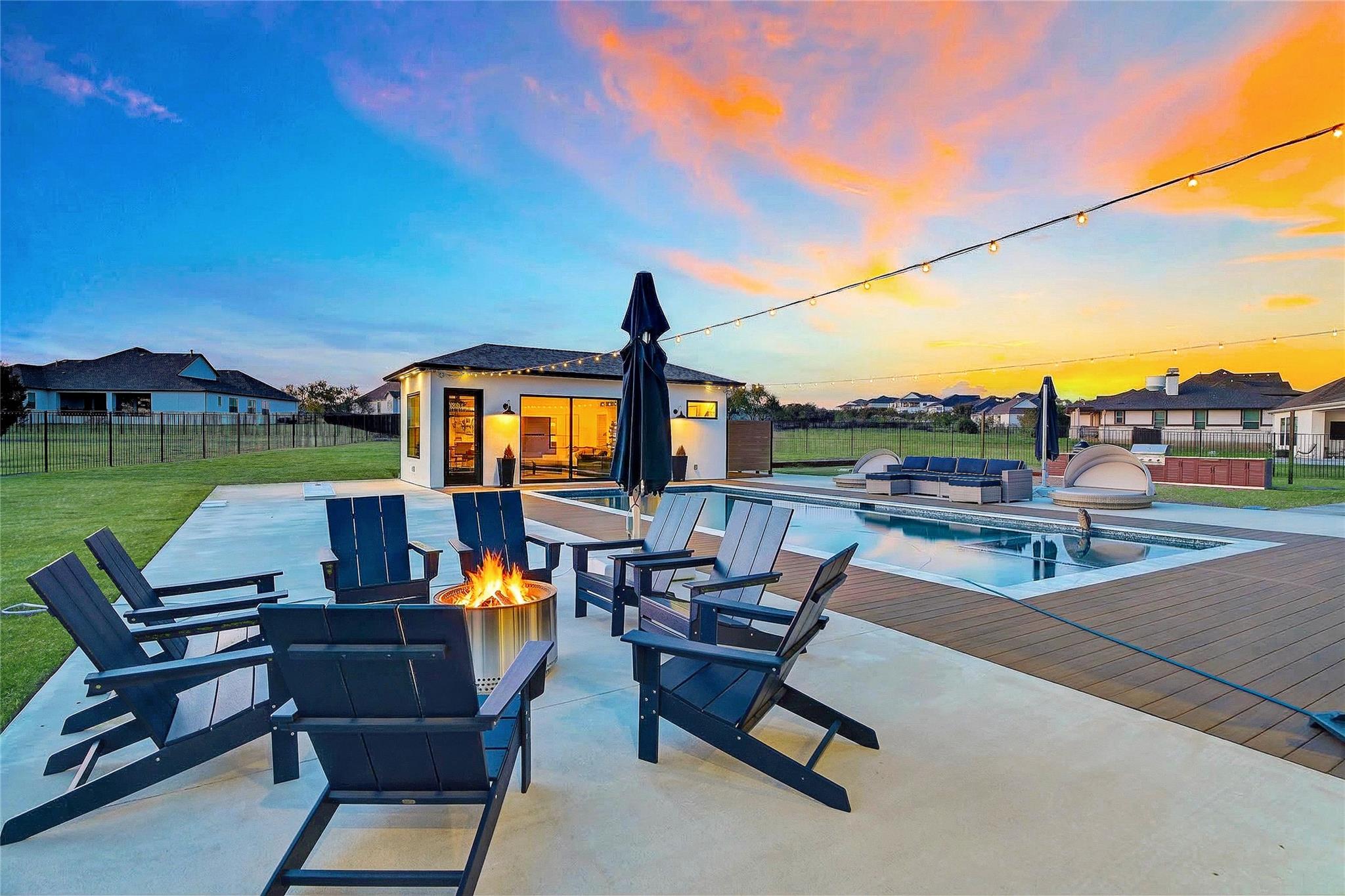 404 Prairie Clover Dr, Dripping Springs, TX 78620