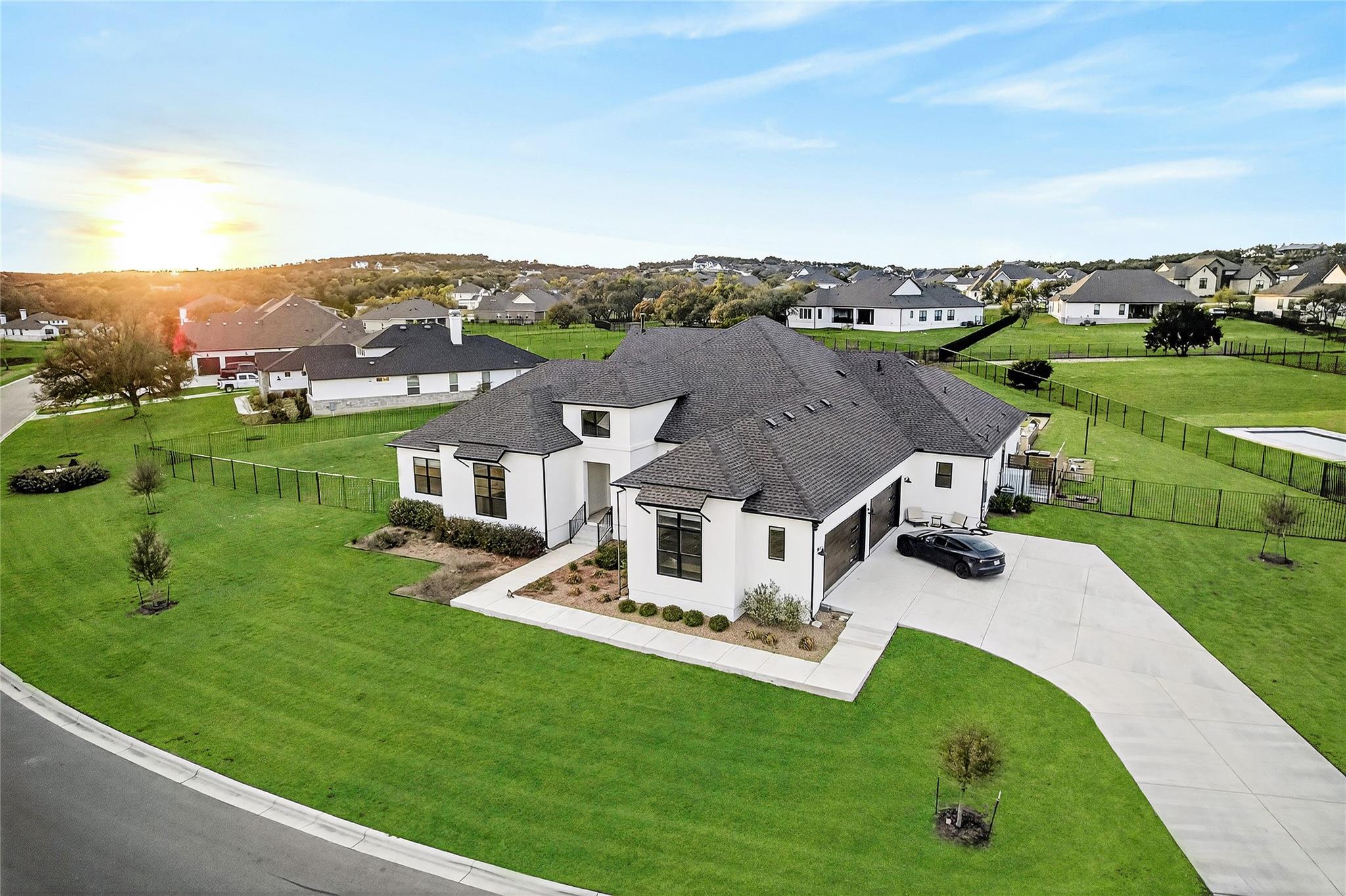 404 Prairie Clover Dr, Dripping Springs, TX 78620